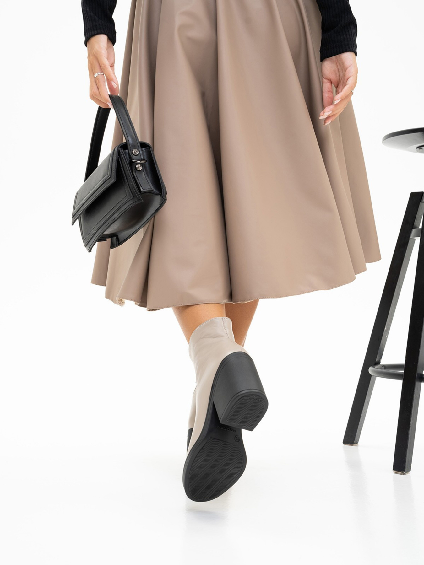 Бoтильоны ISSA Plus модель OB2-276_beige Фото