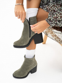 Бoтильоны ISSA Plus модель OB2-277_green Бoтильоны ISSA Plus модель OB2-277_green Фото