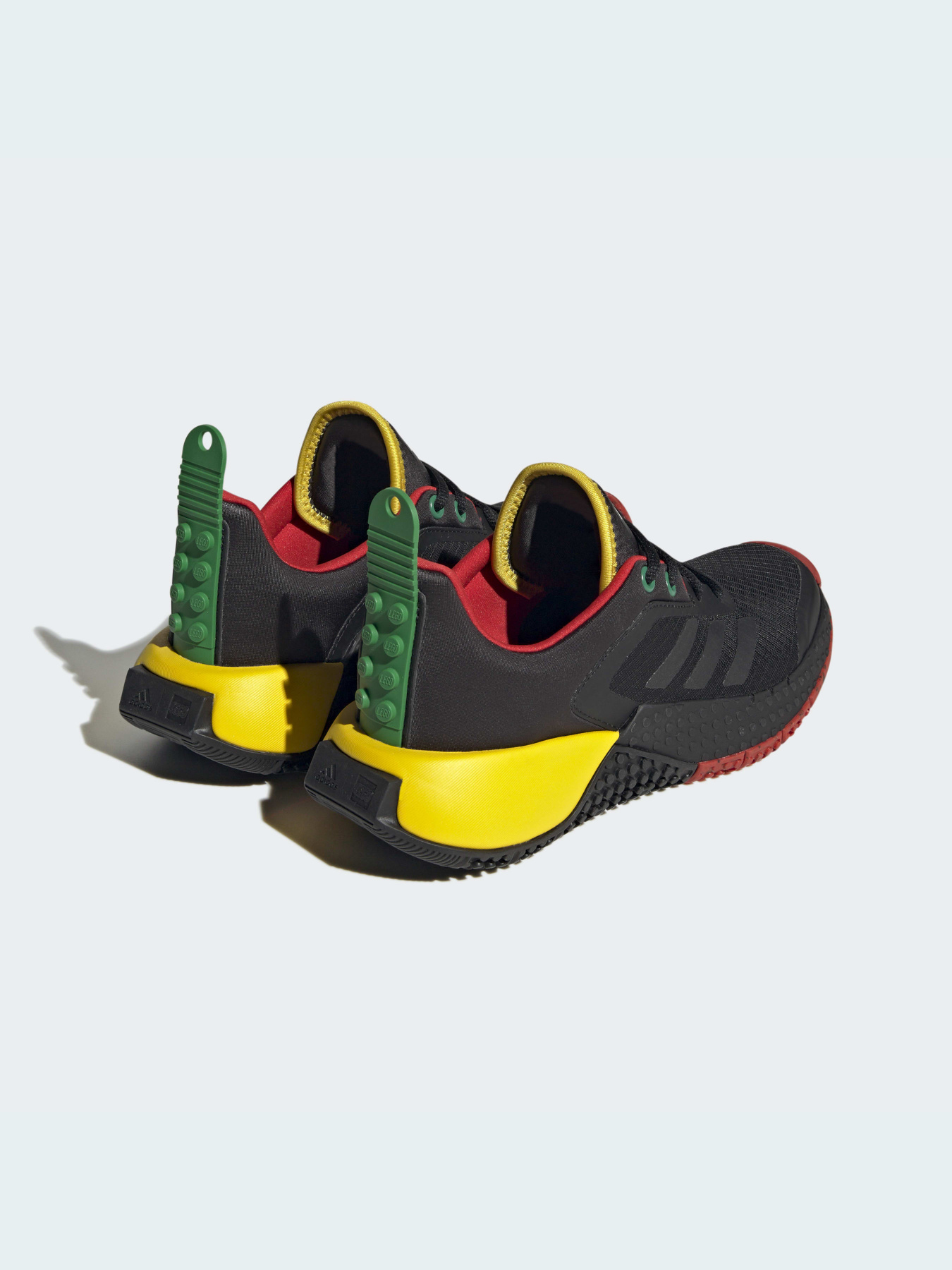 Кросівки повсякденні Adidas модель HQ1313 Фото