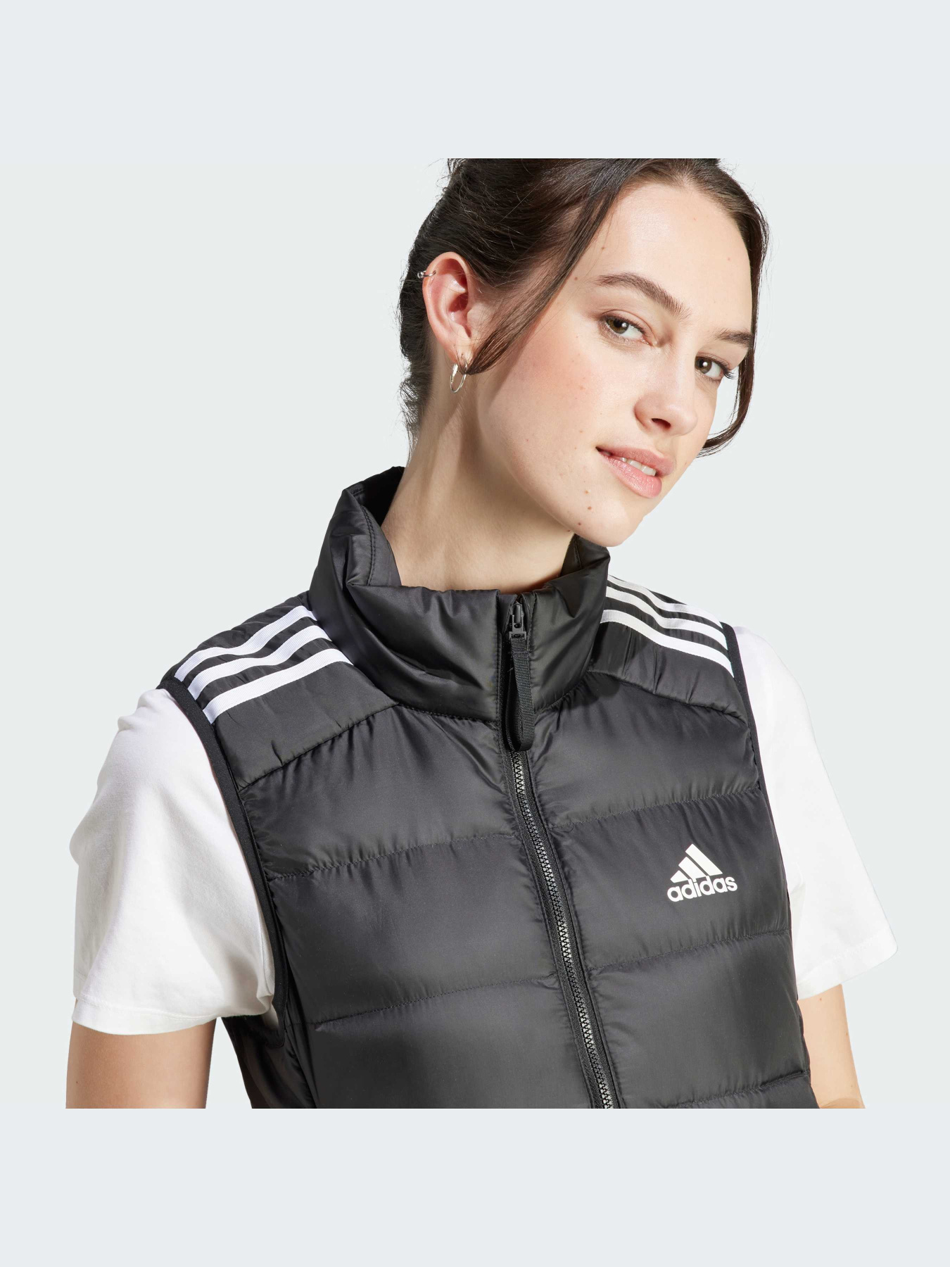 Утеплений жилет Adidas модель HZ8484 Фото