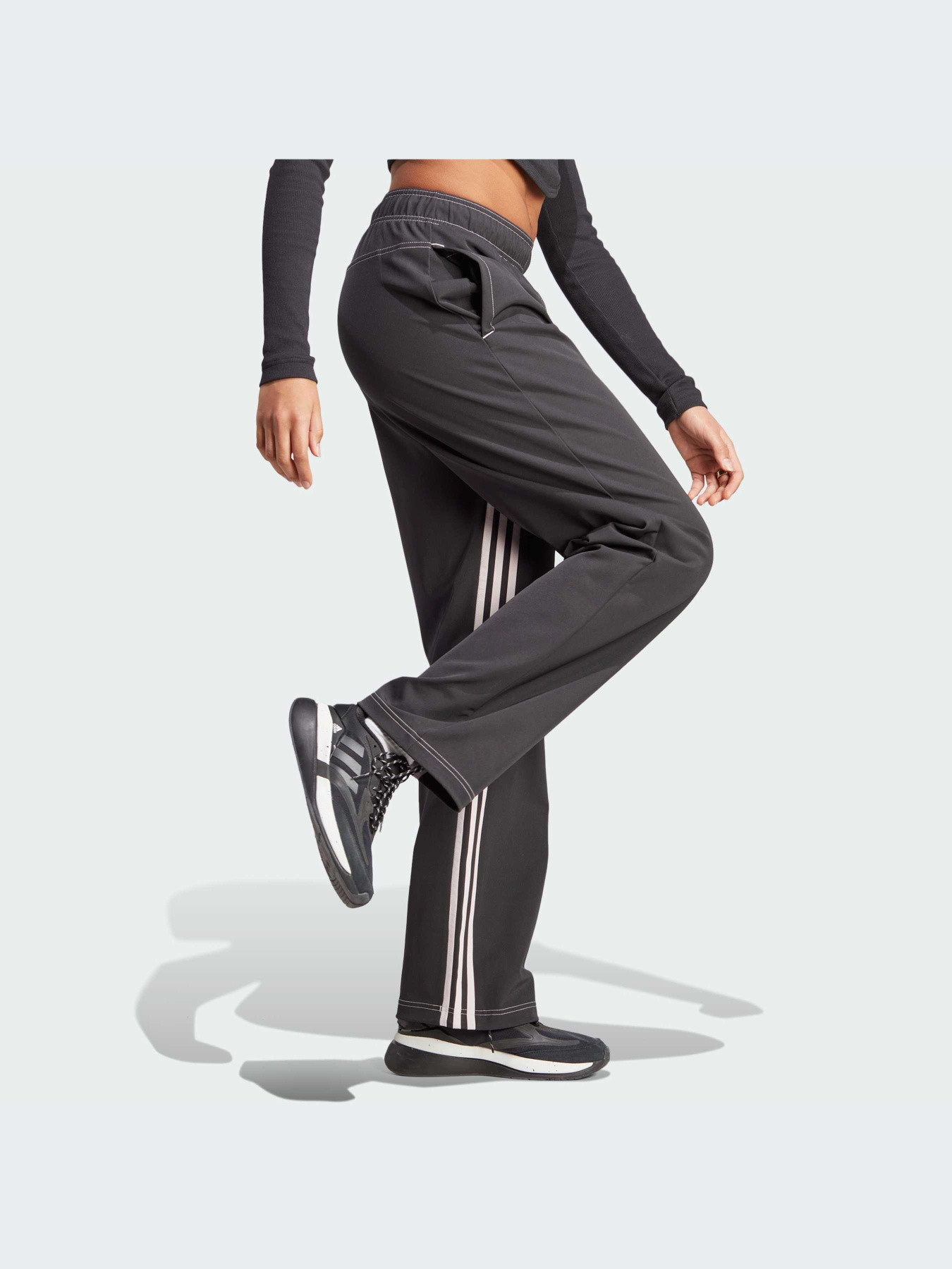 Повседневные штаны Adidas 3 Stripes модель IA3143 Фото