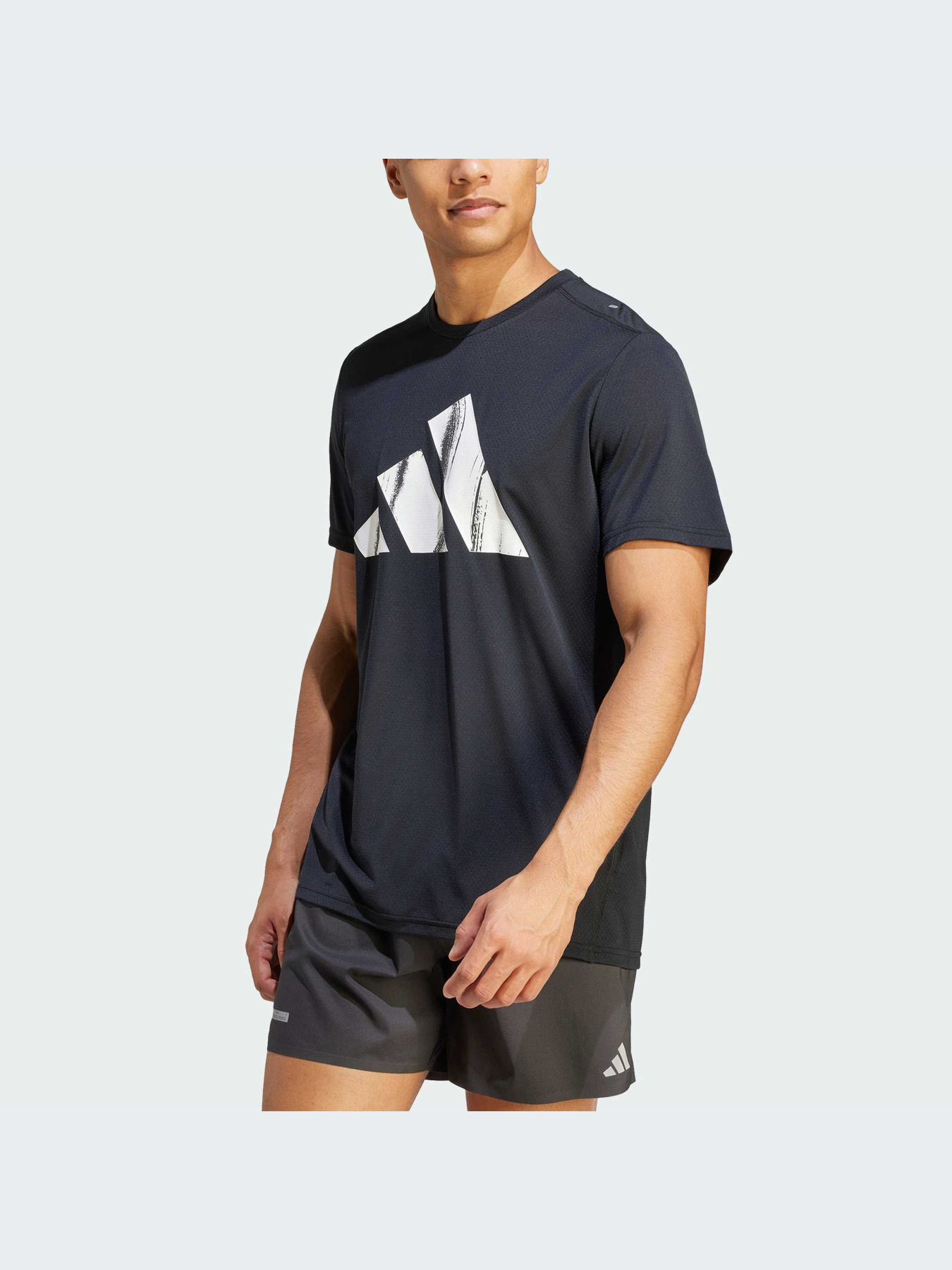 Спортивная футболка Adidas модель HZ4512 Фото