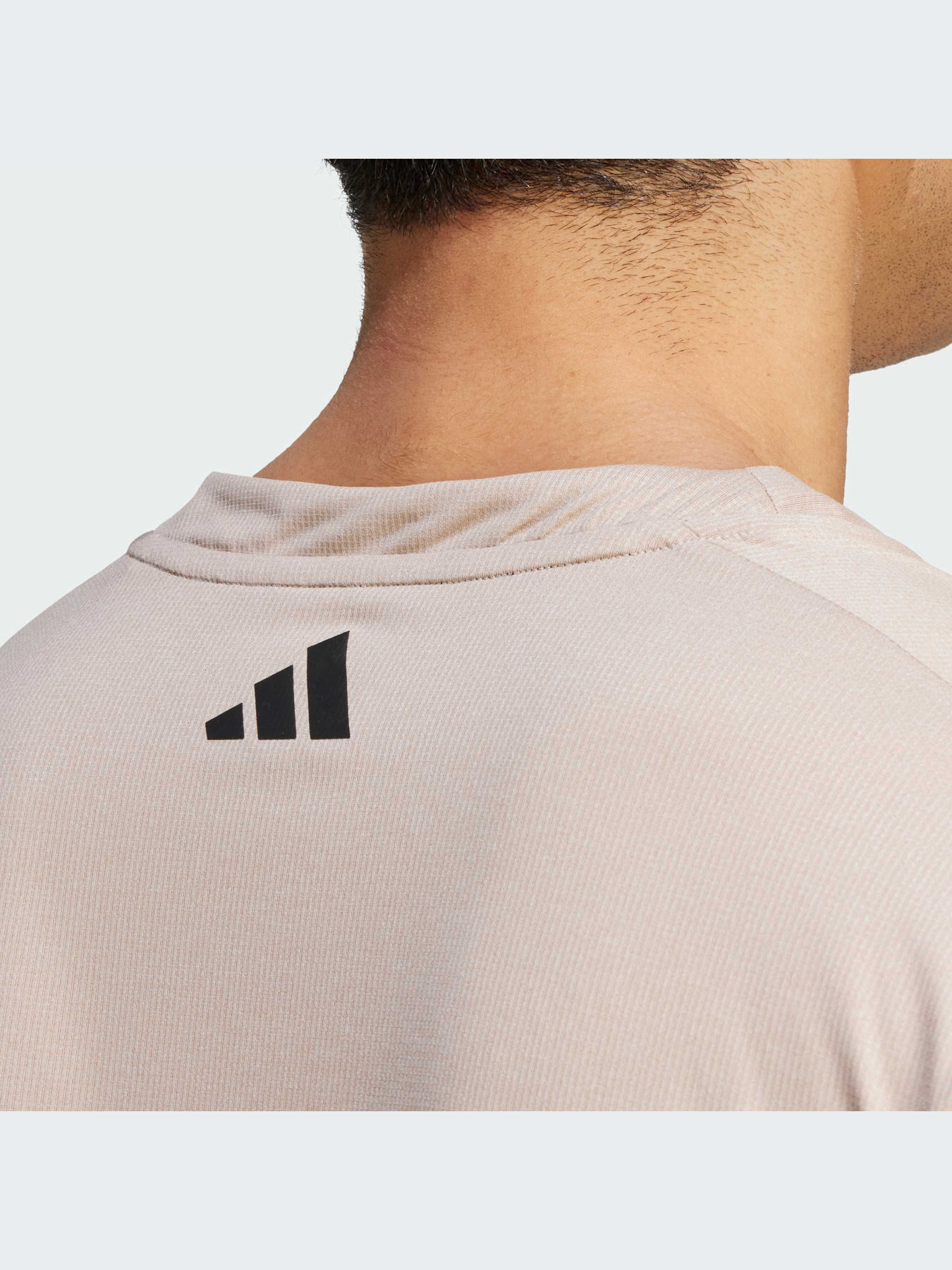 Футболка спортивная Adidas модель HY0769 Фото