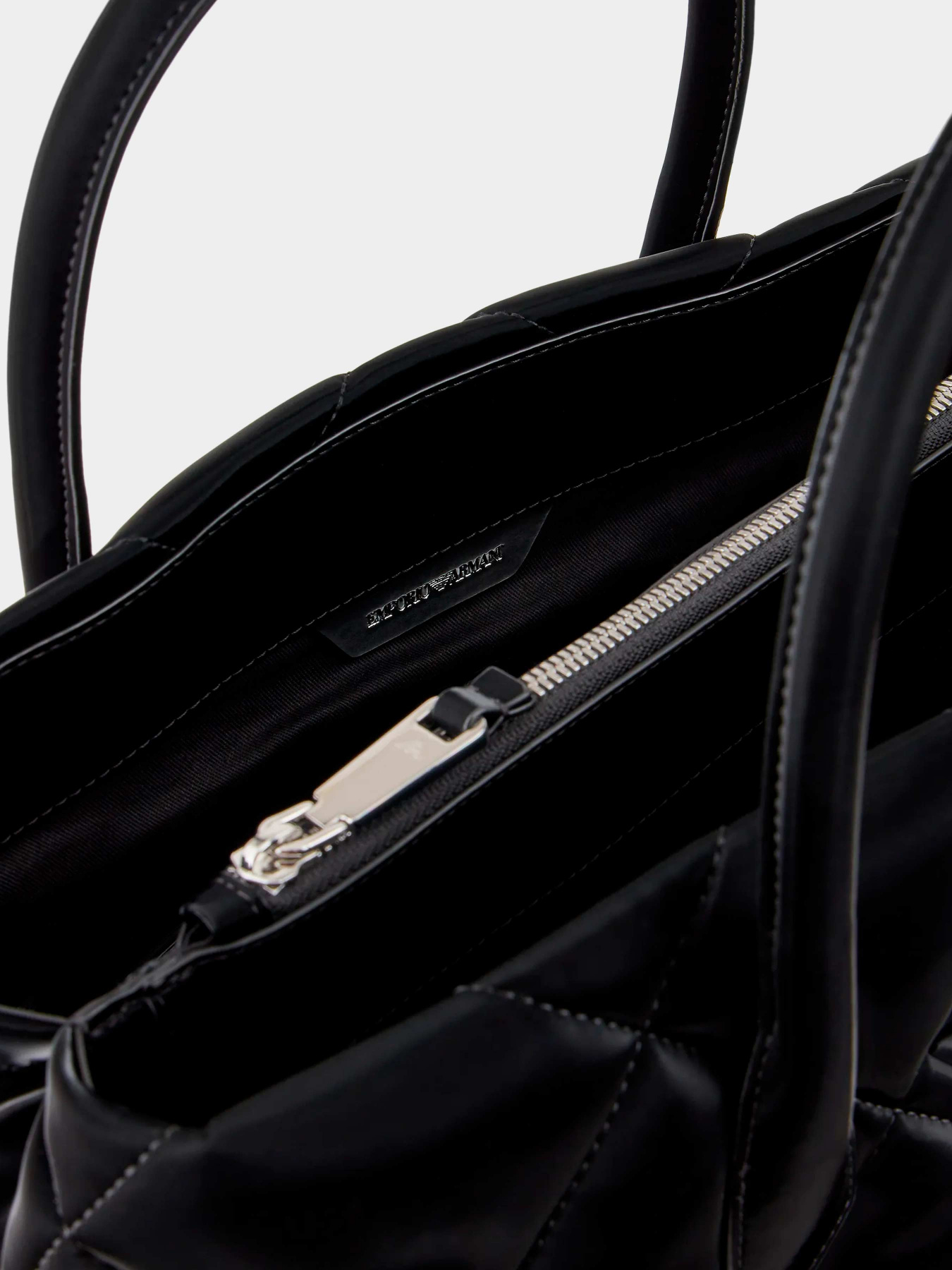 Сумки Emporio Armani модель Y3D268-YWE7E-80001 Фото