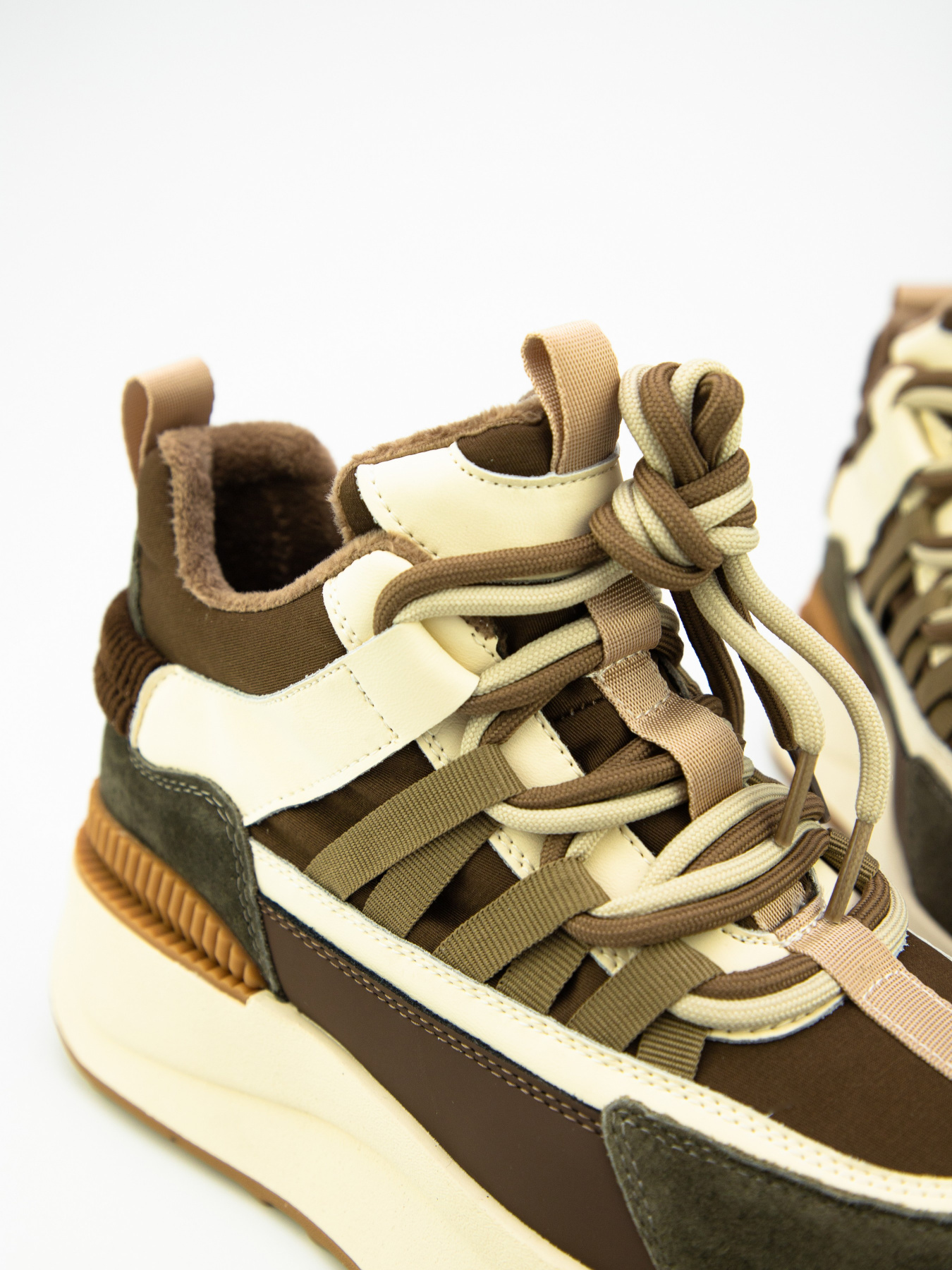 Кроссовки URBAN TRACE модель UT15807-WT Кроссовки URBAN TRACE модель UT15807-WT Фото
