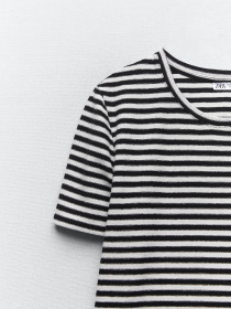 Футболка ZARA модель 68617 Фото