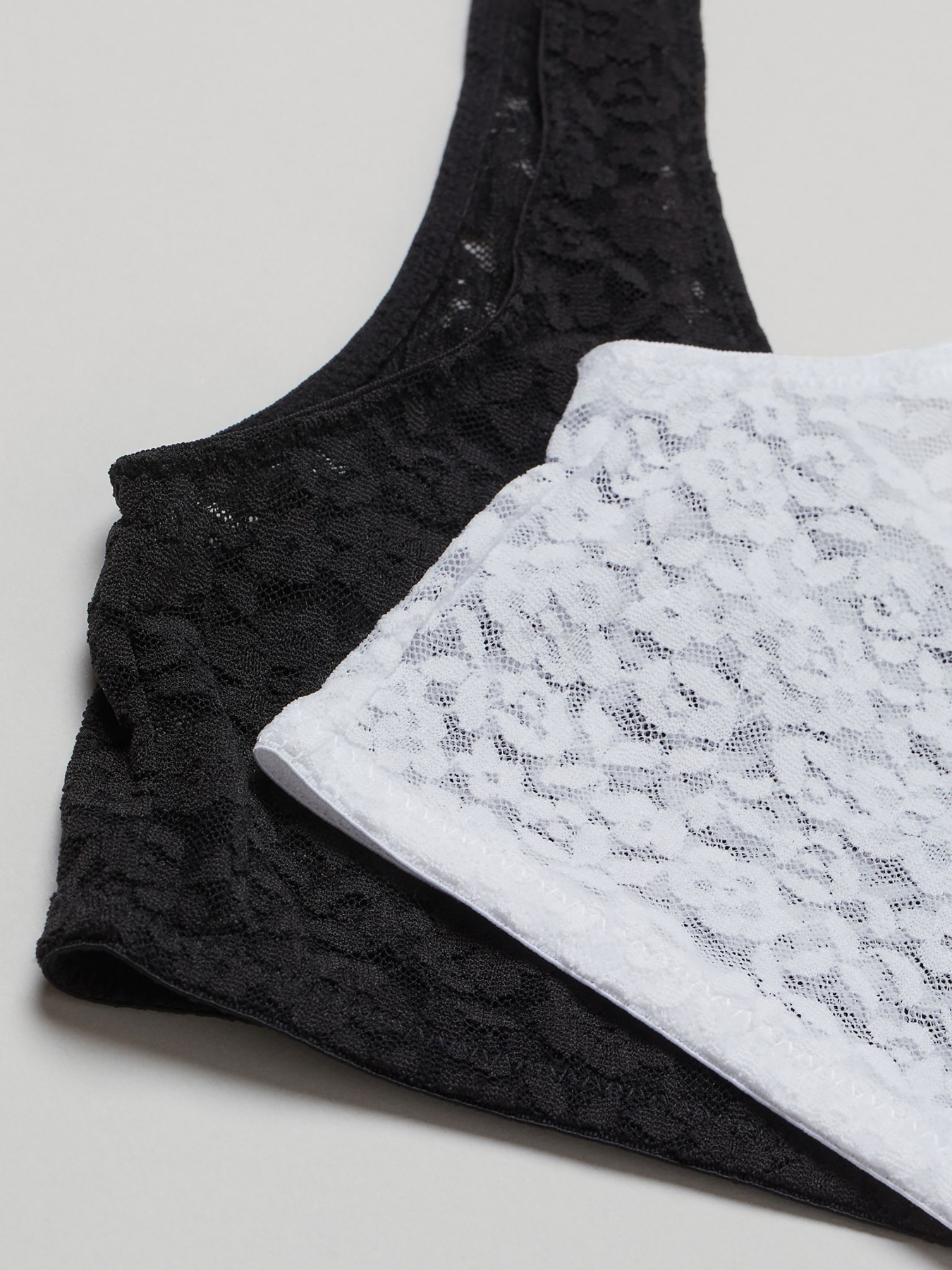 Набор бюстгальтеров H&M модель 68730 Фото