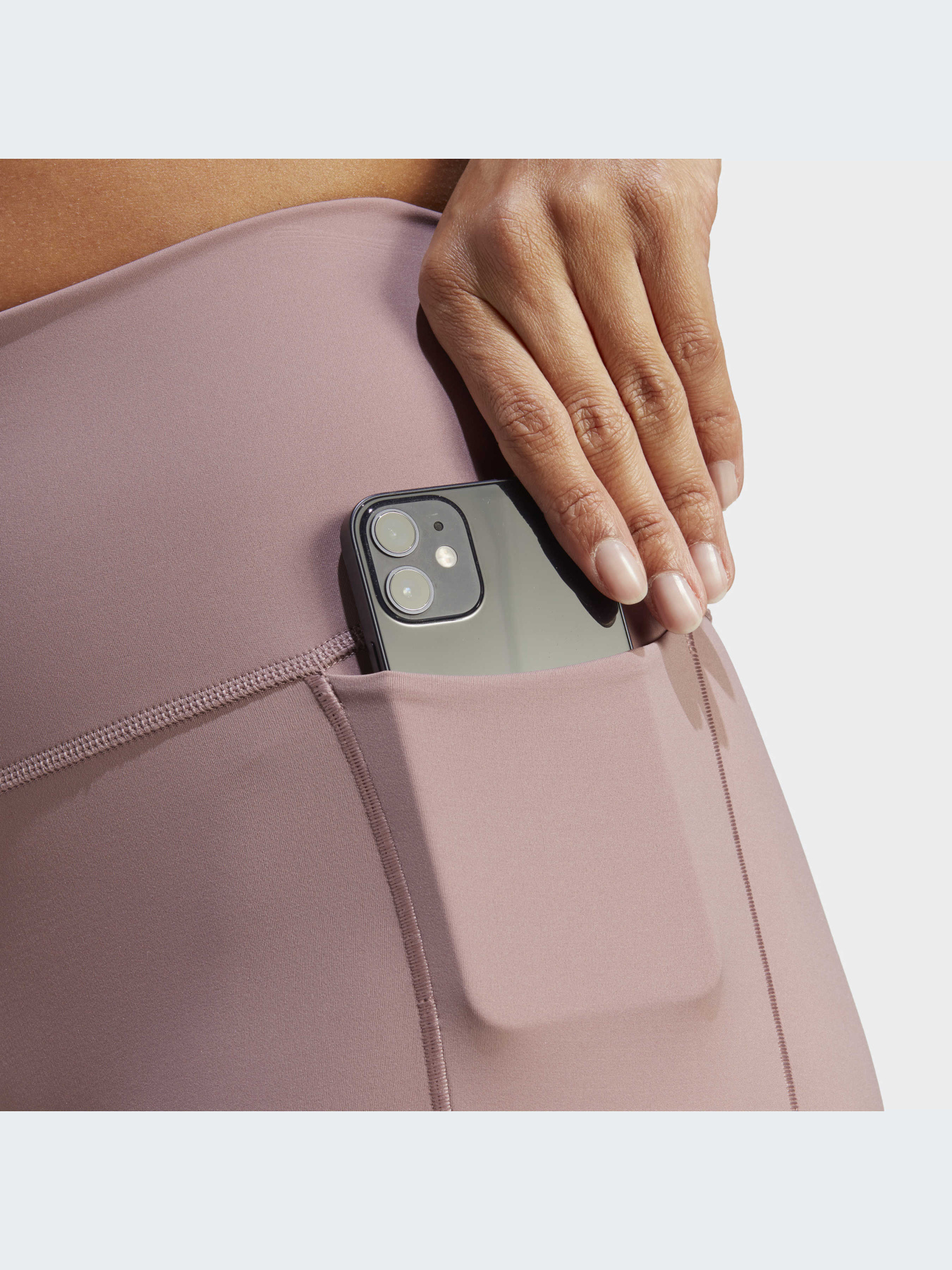 Спортивные леггинсы Adidas модель HZ4238 Спортивные леггинсы Adidas модель HZ4238 Фото