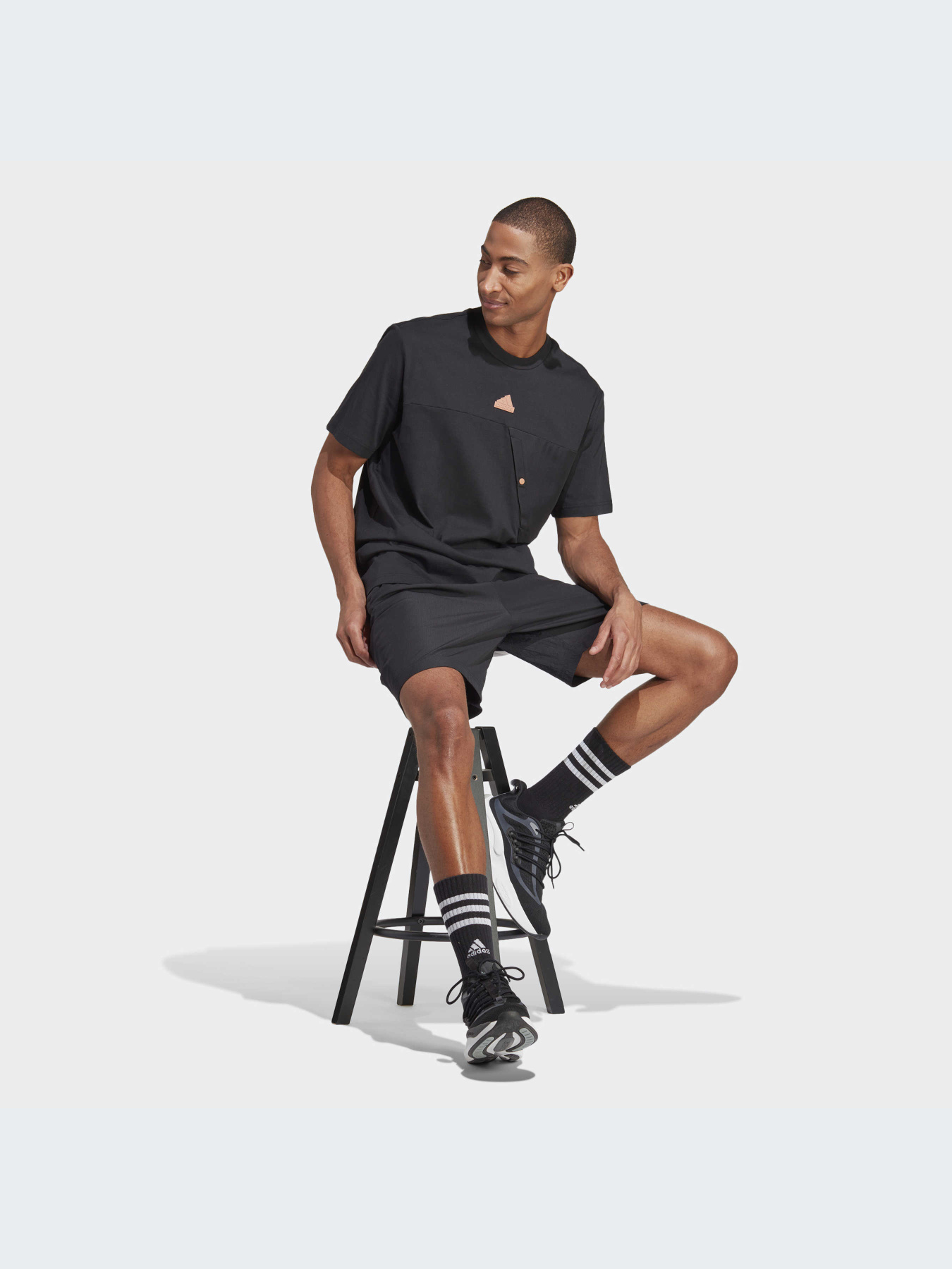 Футболка Adidas модель IP3734 Фото