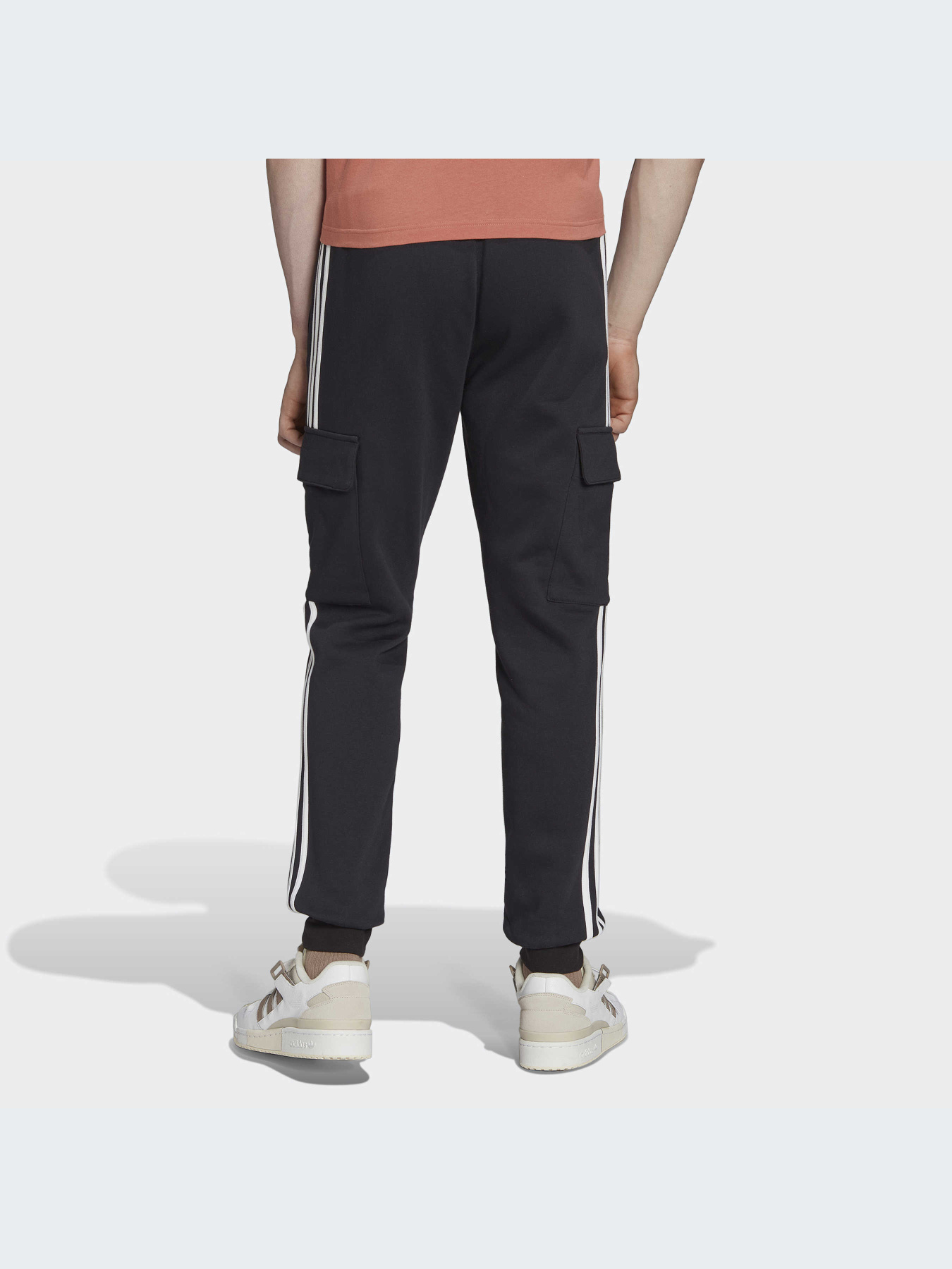 Карго Adidas Adicolor модель HK9689 Карго Adidas Adicolor модель HK9689 Фото