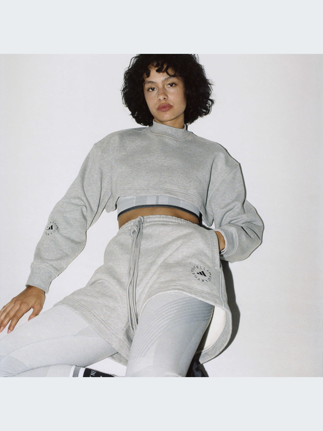 Повседневные шорты Adidas модель HT1098 Фото