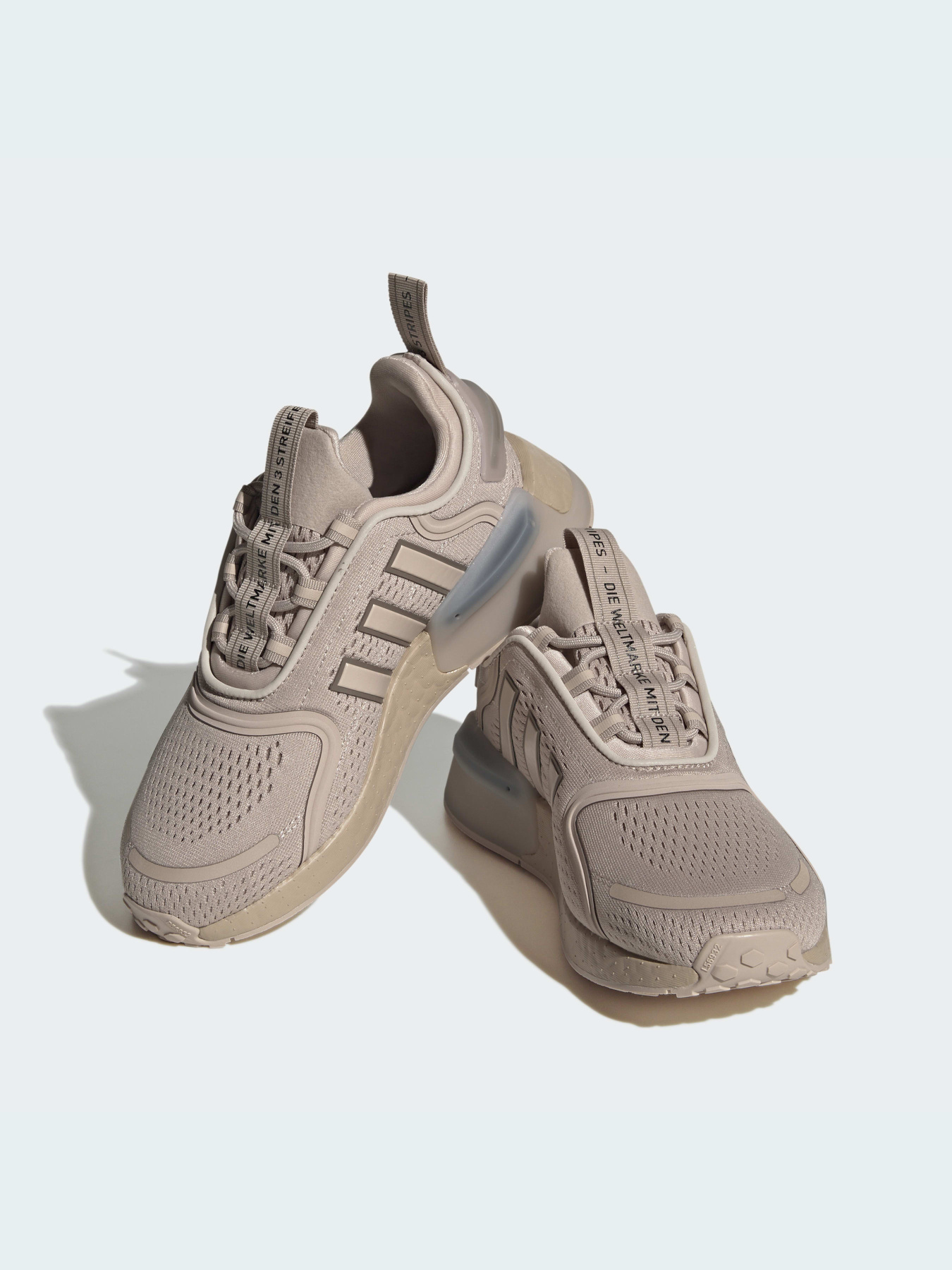 Кроссовки Adidas NMD модель HQ1663 Фото