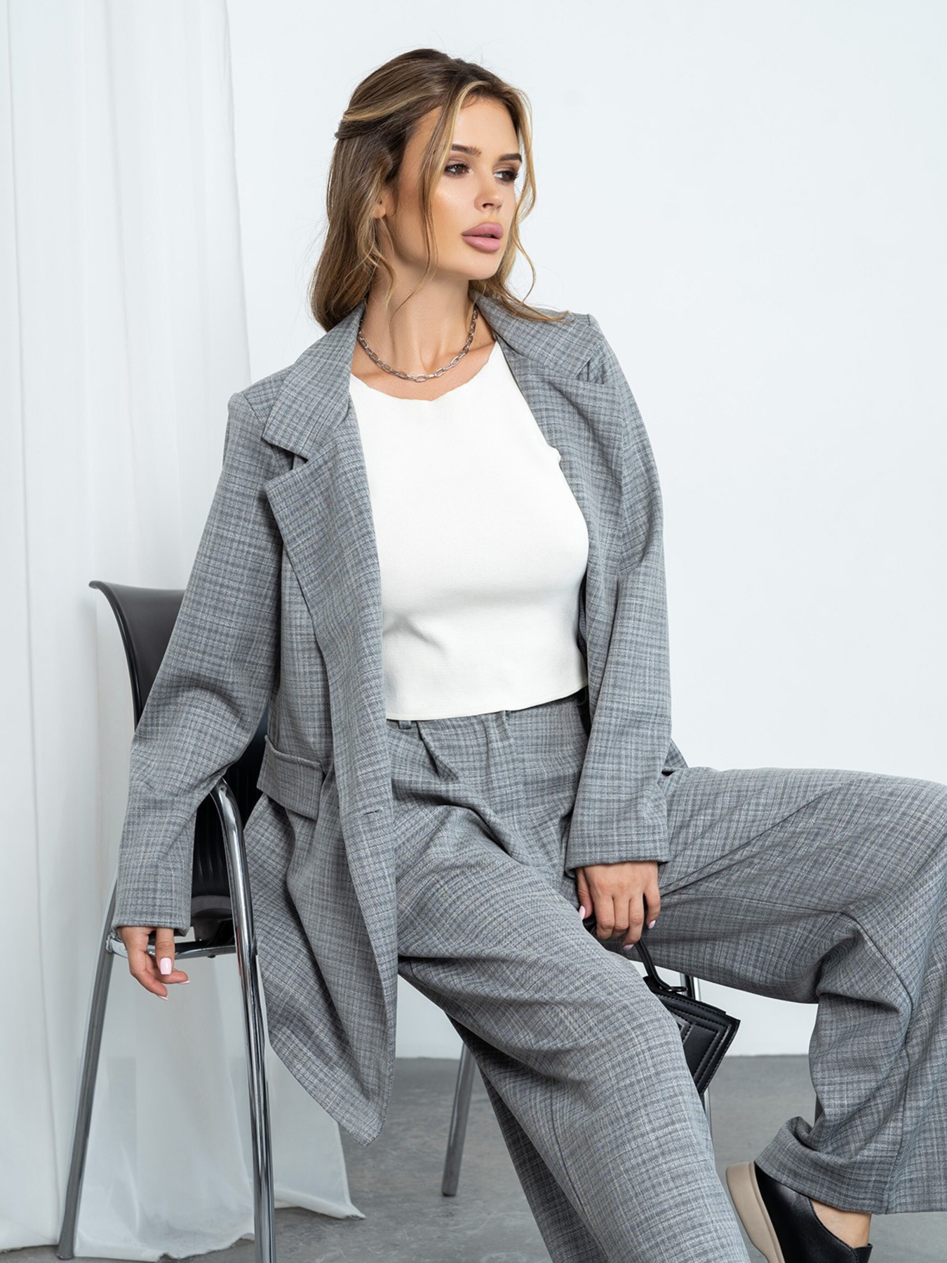 Діловий костюм ISSA Plus модель 14194_gray Фото