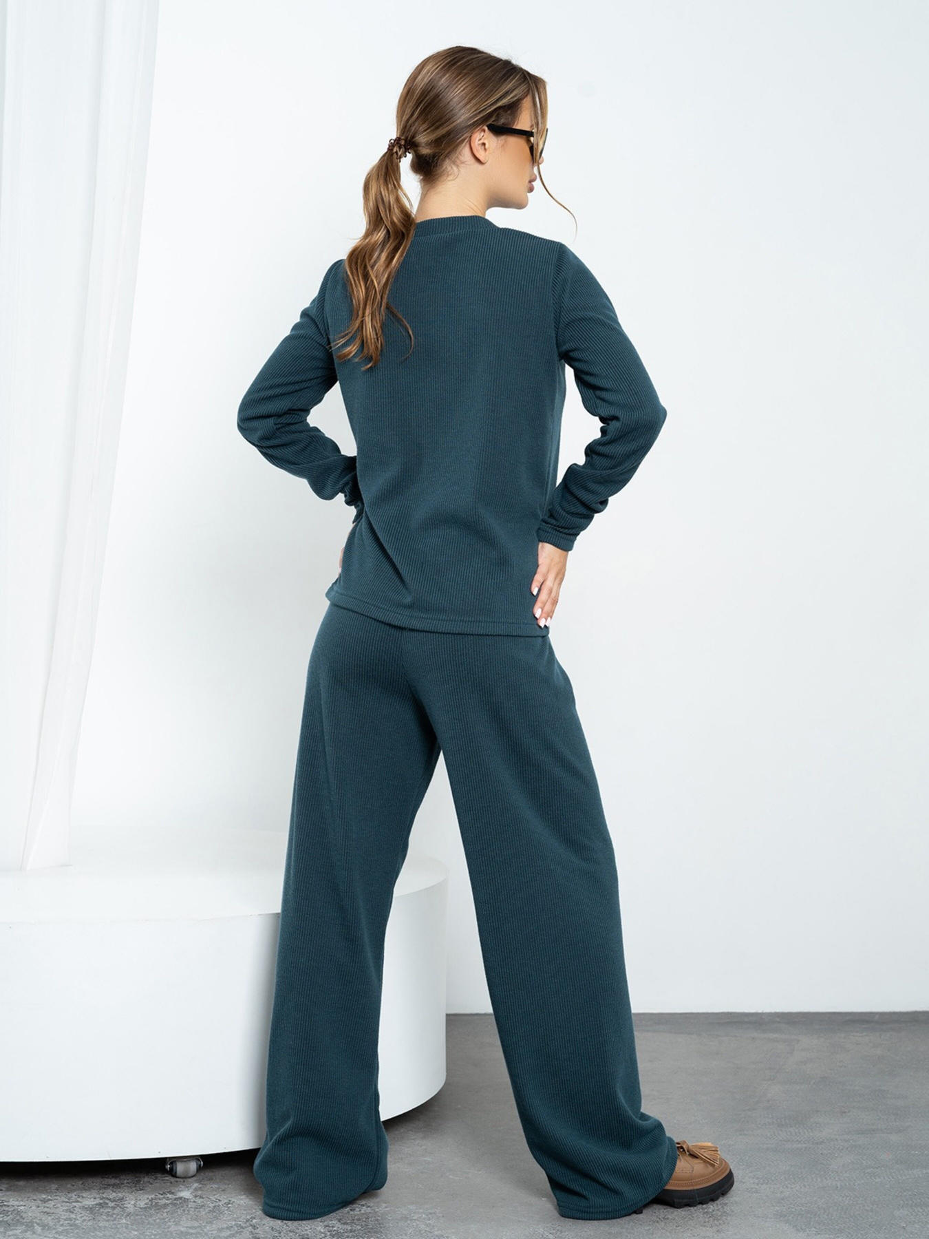 Повсякденний костюм ISSA Plus модель 13472A_green Повсякденний костюм ISSA Plus модель 13472A_green Фото