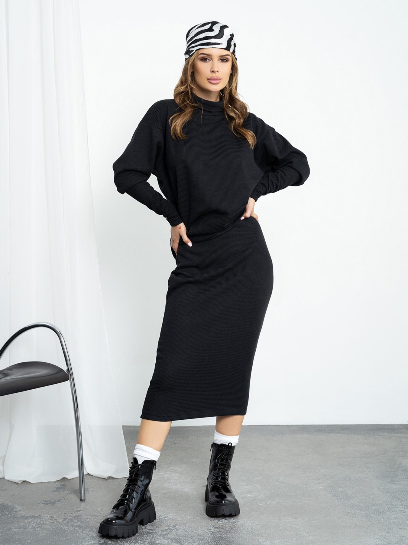 Повседневный костюм ISSA Plus модель 13651A_black Фото