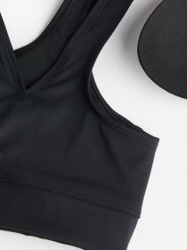 Топ спортивный H&M модель 68857 Фото