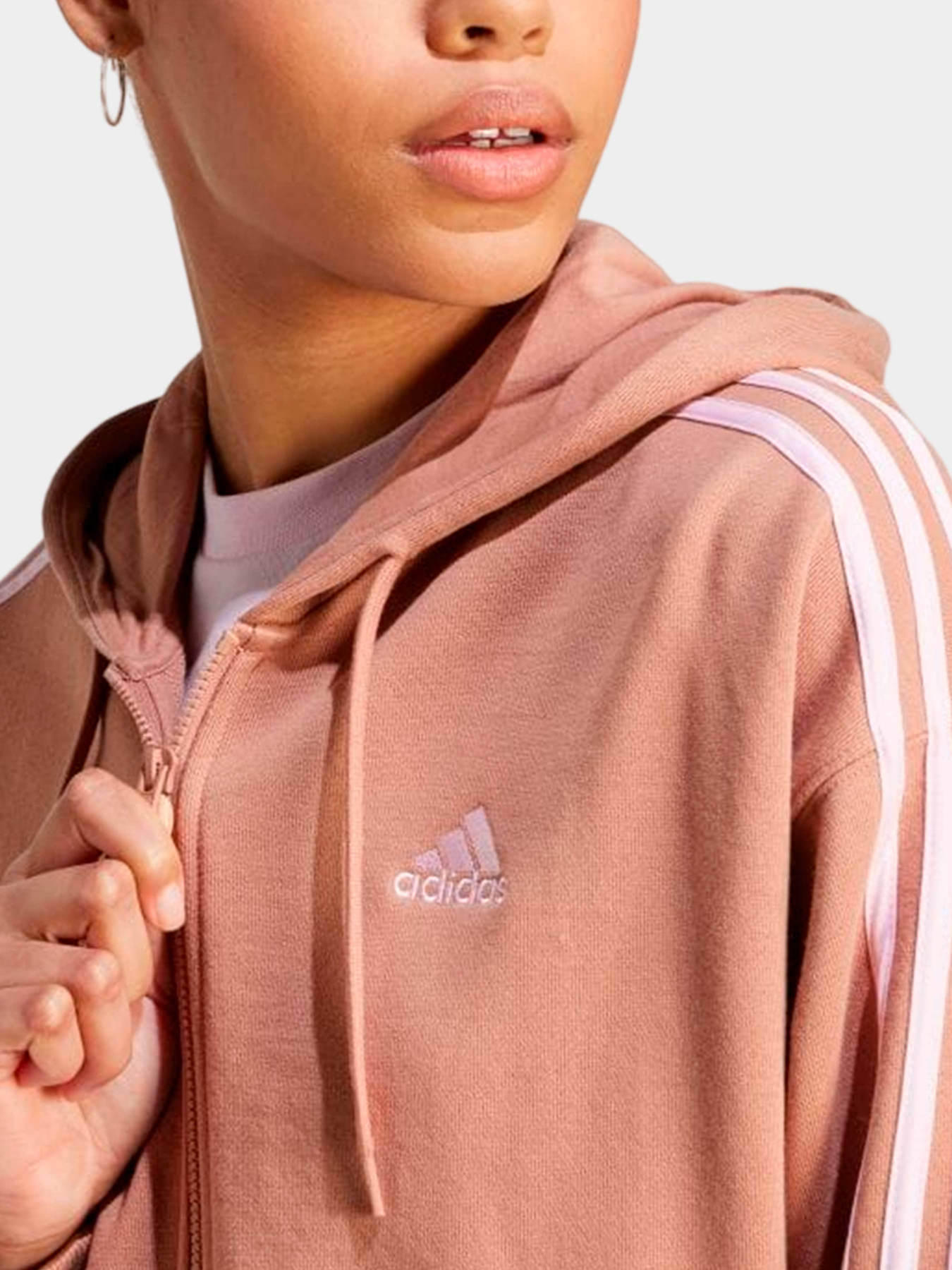 Худи и свитшоты Adidas модель IK8390 Фото