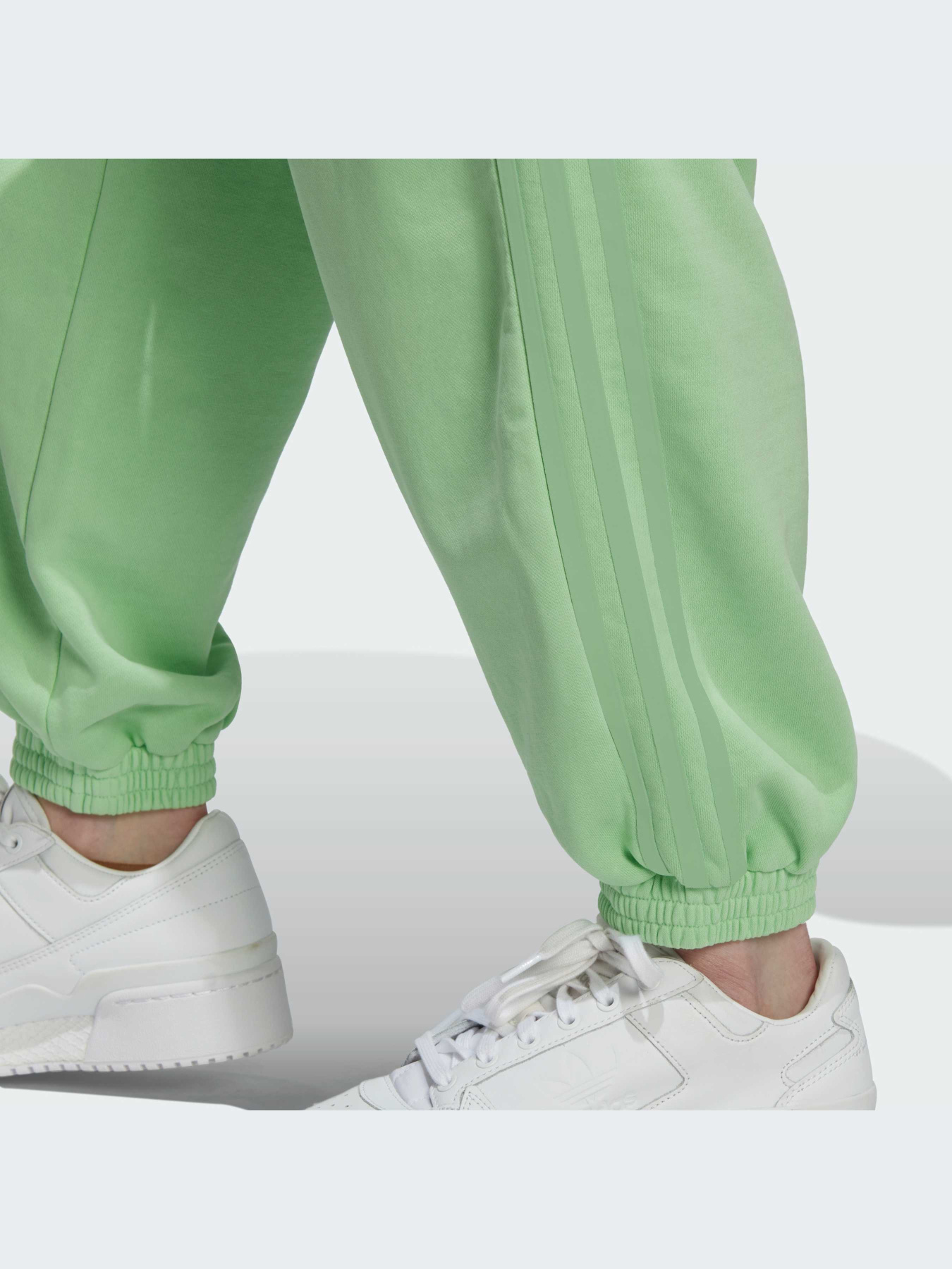 Джоггеры Adidas модель IP7138 Фото