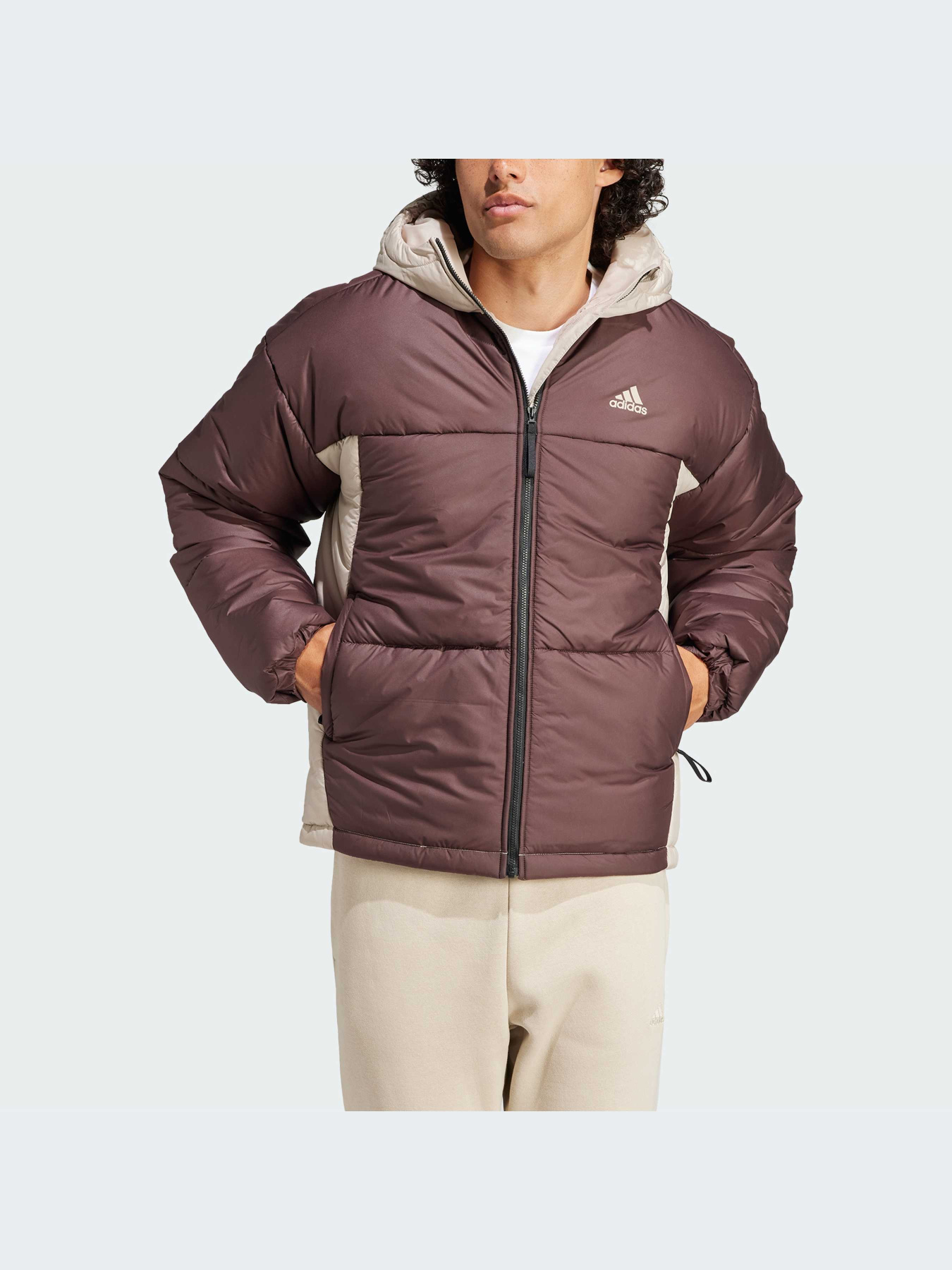 Зимняя куртка Adidas 3 Stripes модель IK0519 Зимняя куртка Adidas 3 Stripes модель IK0519 Фото