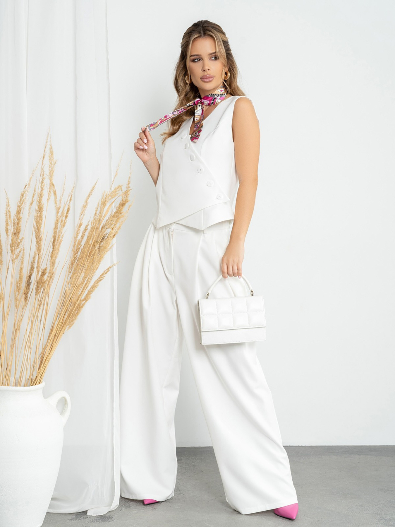 Повседневный костюм ISSA Plus модель 14219_milky Повседневный костюм ISSA Plus модель 14219_milky Фото