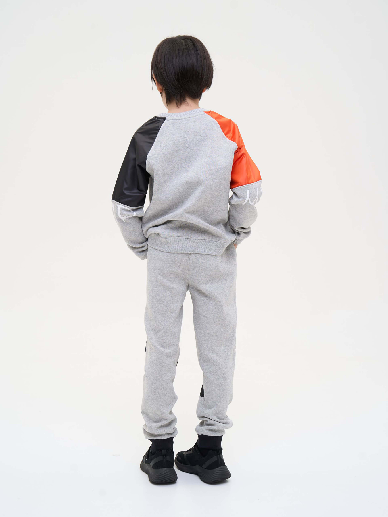 Штаны спортивные YUMSTER модель YU.12.24.002 Фото