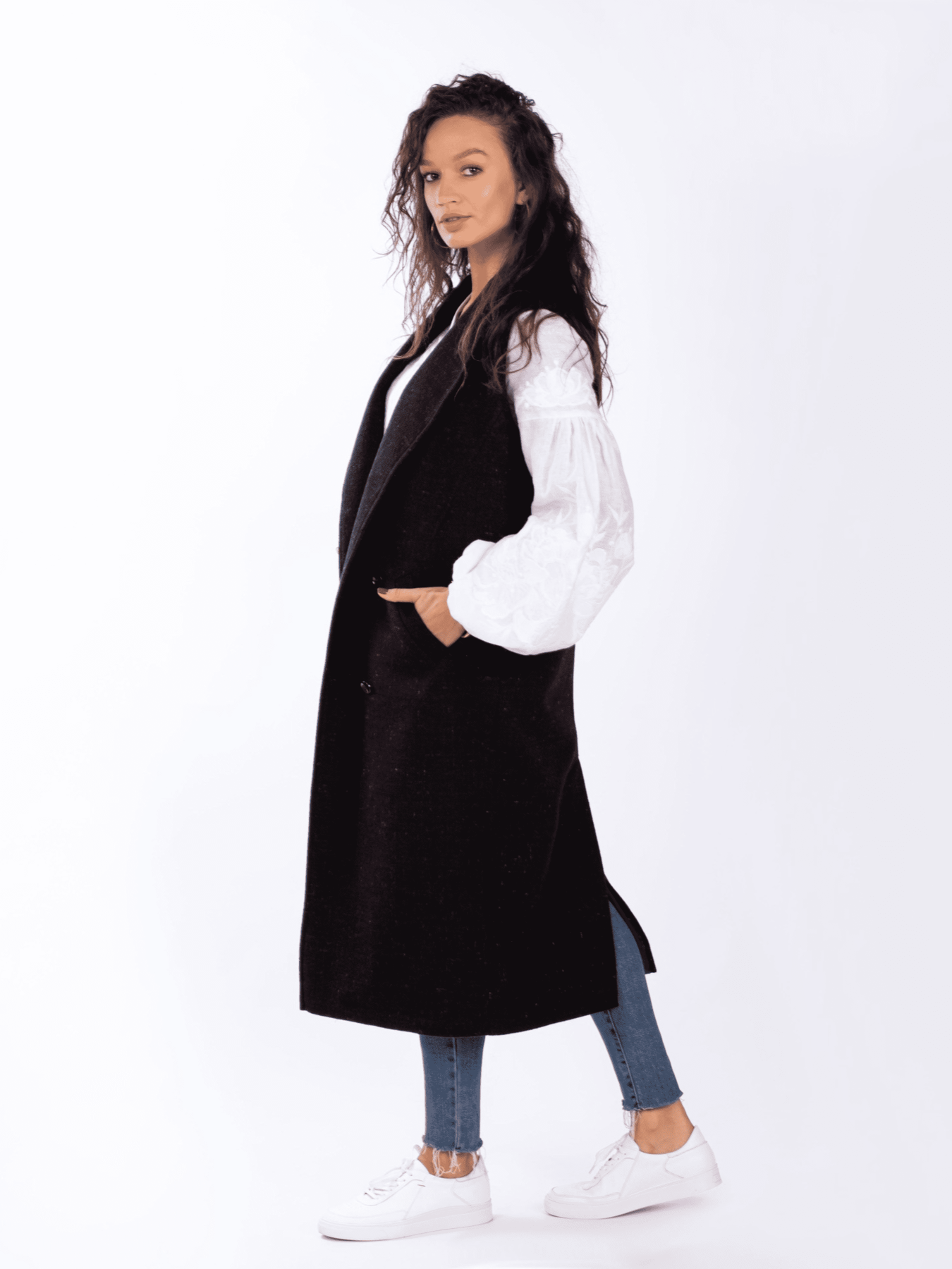 Жилет с утеплителем Едельвіка модель 178-22-00black Фото