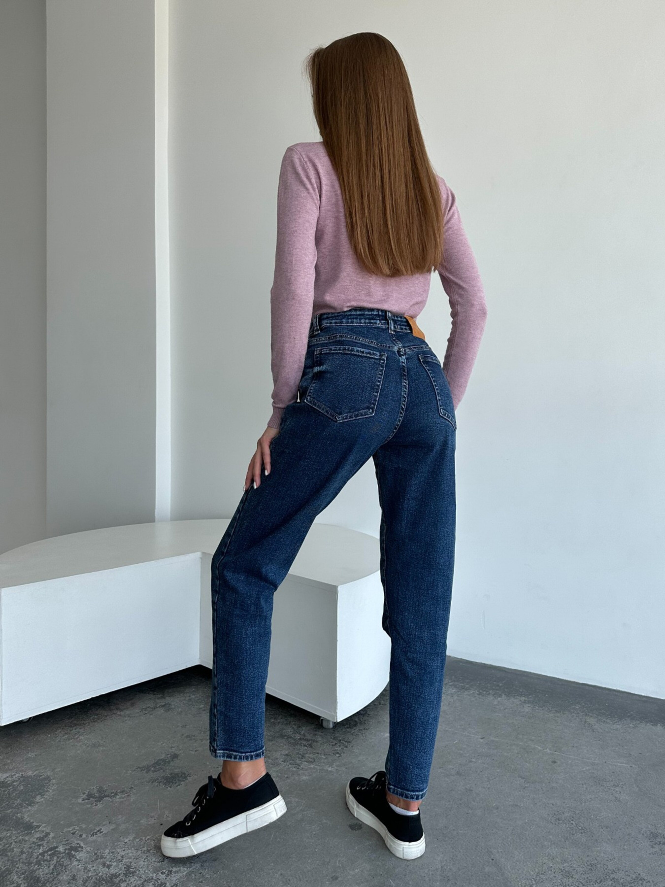 Джинси мом ISSA Plus модель WN20-309_blue Джинси мом ISSA Plus модель WN20-309_blue Фото