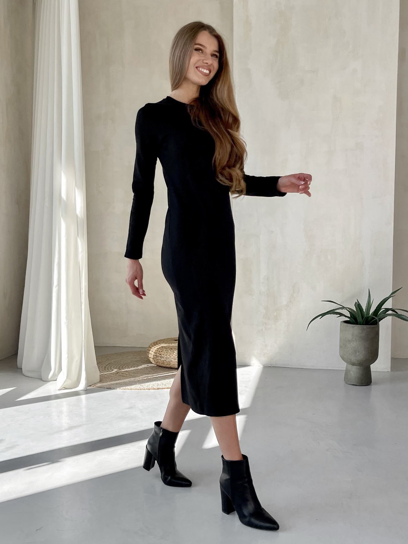 Сукня міді Merlini модель 700001061 Фото