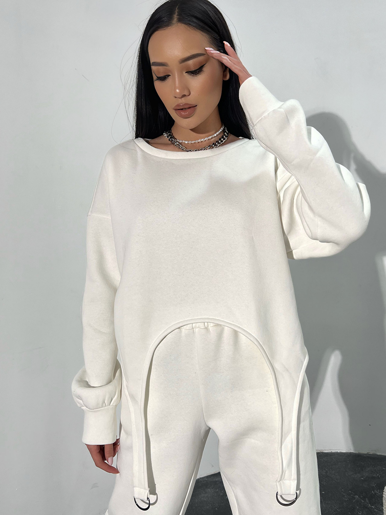 Світшот Jadone Fashion модель Khudi_Ostin_bila Фото