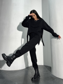 Свитшот Jadone Fashion модель Khudi_Ostin_ch Фото