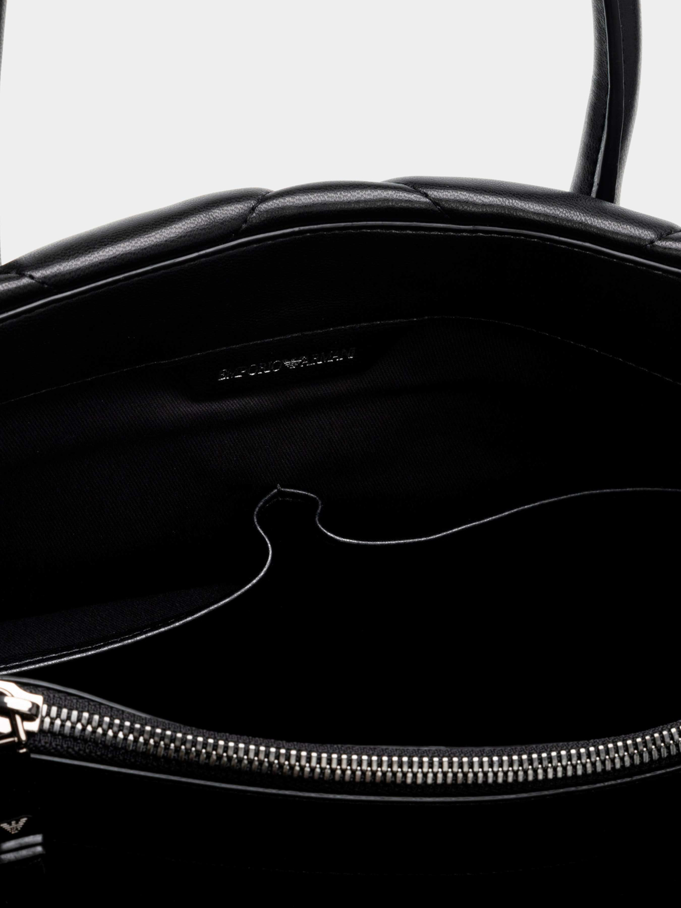 Сумки Emporio Armani модель Y3D268-YWJ8I-80001 Фото