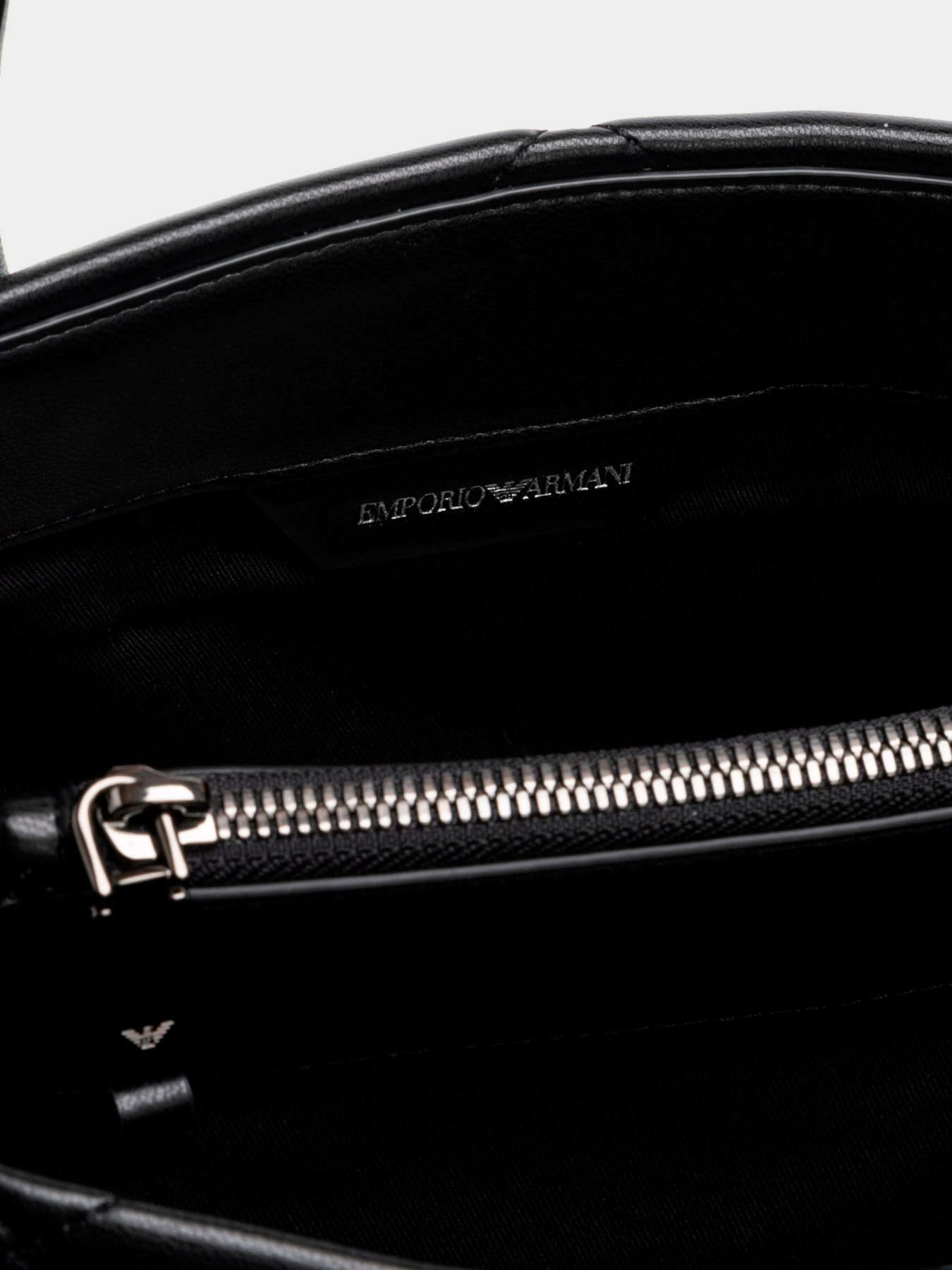 Сумки Emporio Armani модель Y3D269-YWJ8I-80001 Фото