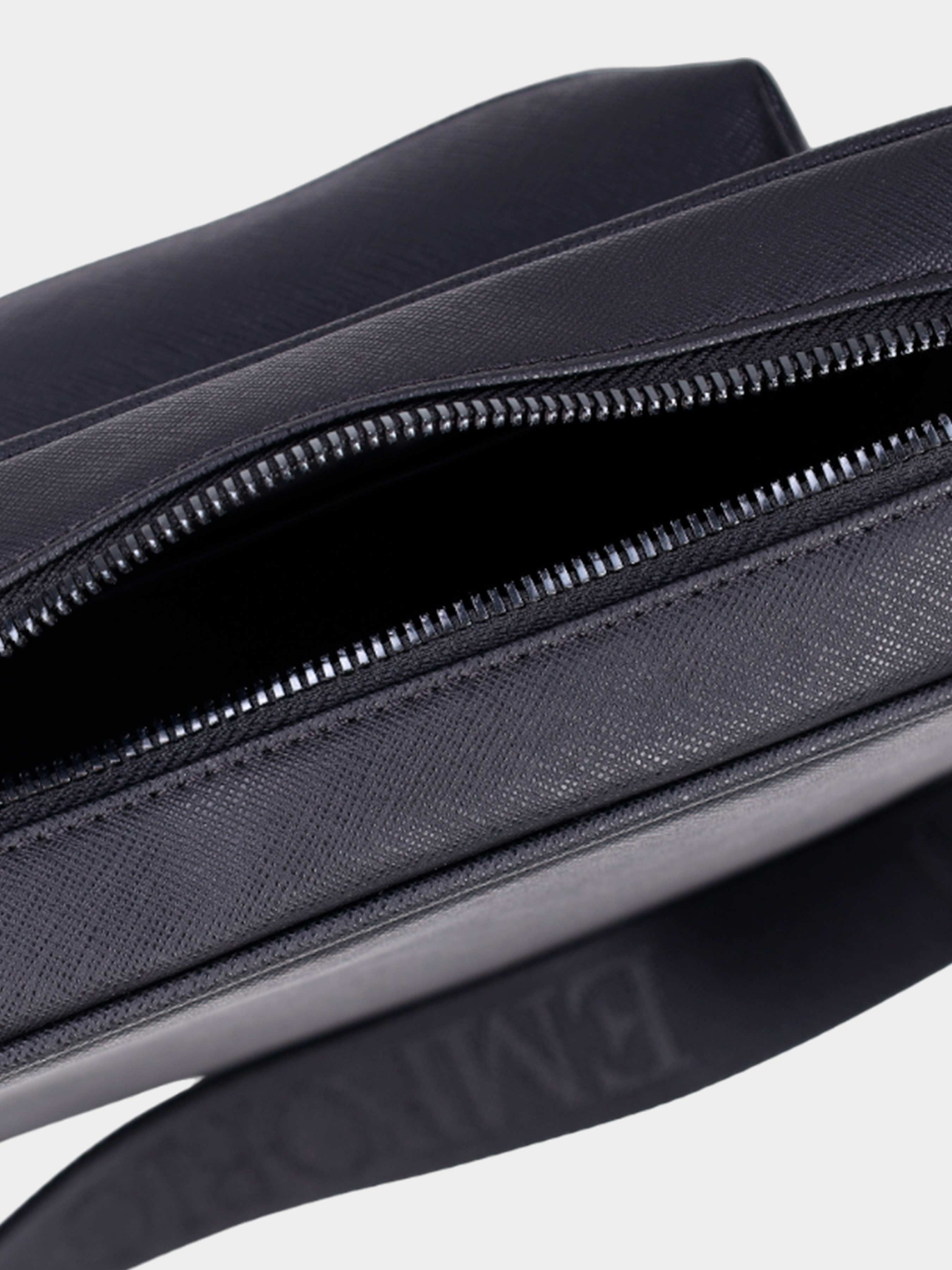 Сумки Emporio Armani модель Y4M360-Y216J-80557 Фото