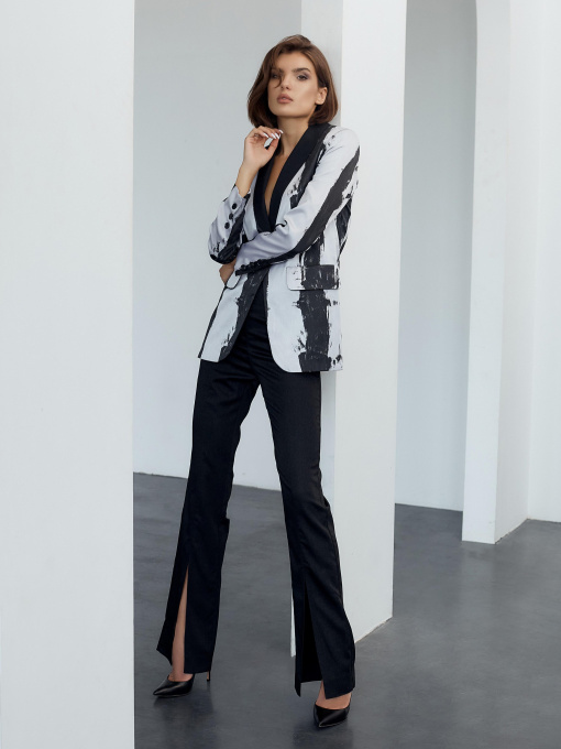 Деловой костюм Anais Gose Cassiopeia модель suit.cassiopeia.black.white.001 Фото