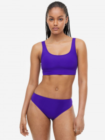 Спортивный топ H&M модель 69331 Спортивный топ H&M модель 69331 Фото