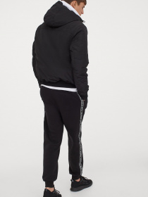 Демісезонна куртка H&M модель 44447 Фото