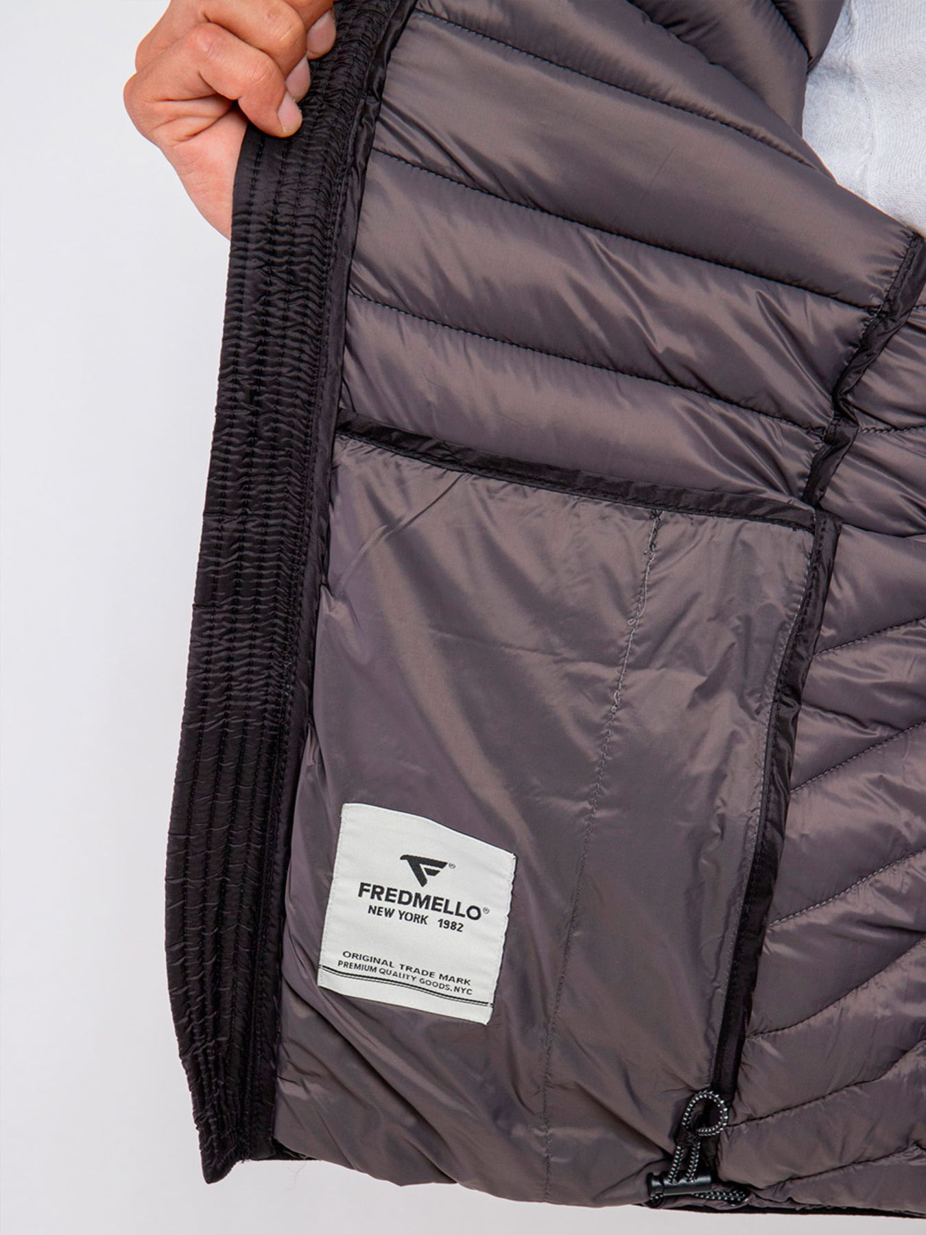 Утеплений жилет Fred Mello модель FMMINNESOTA_BLACK Фото