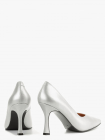 Туфли на каблуках LeBERDES модель 00000016343 Фото