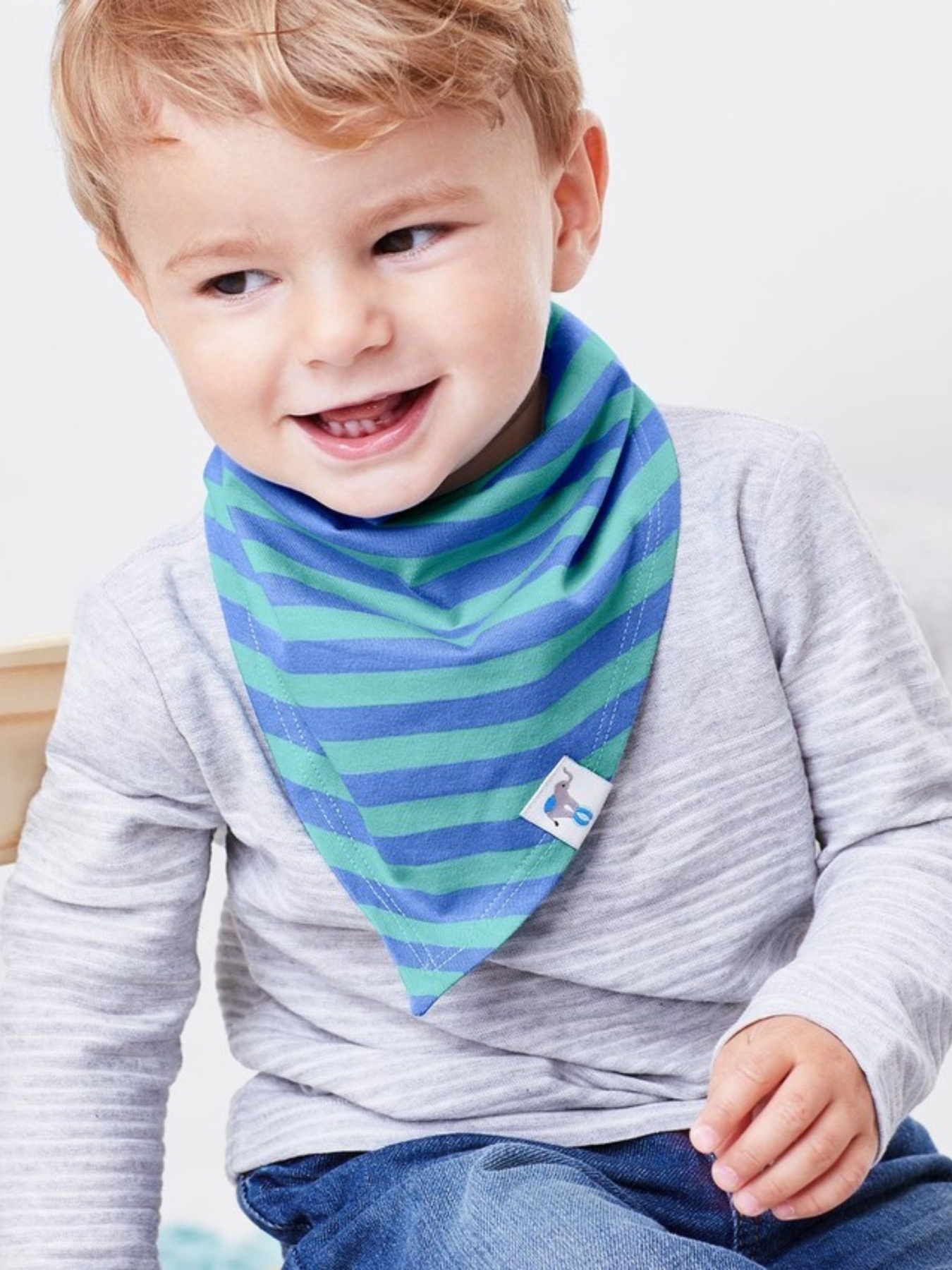 Шарф Tchibo модель T1673221746 Фото