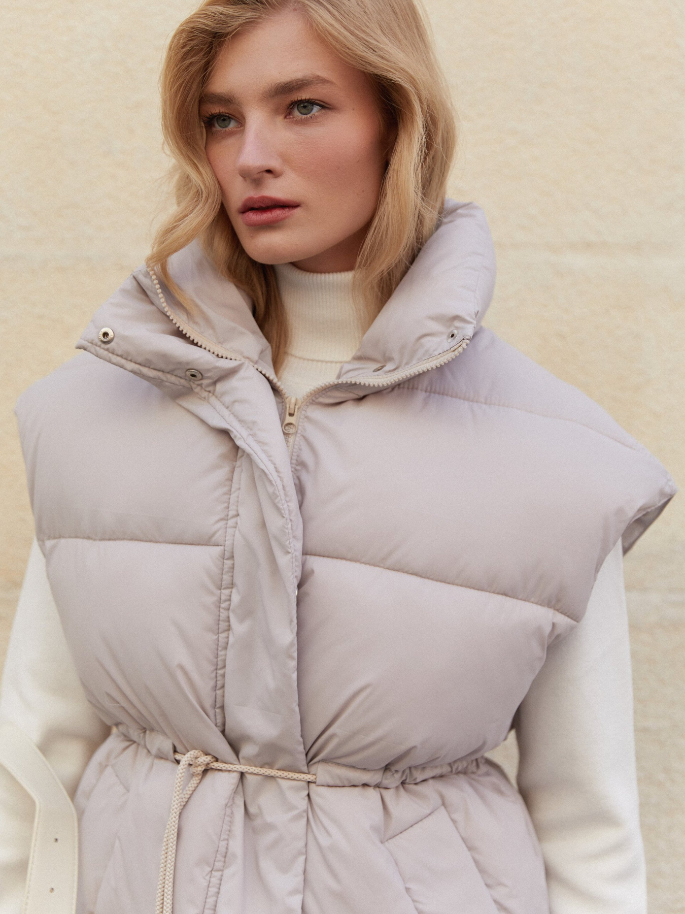 Утеплений жилет Gepur модель 45366 Утеплений жилет Gepur модель 45366 Фото