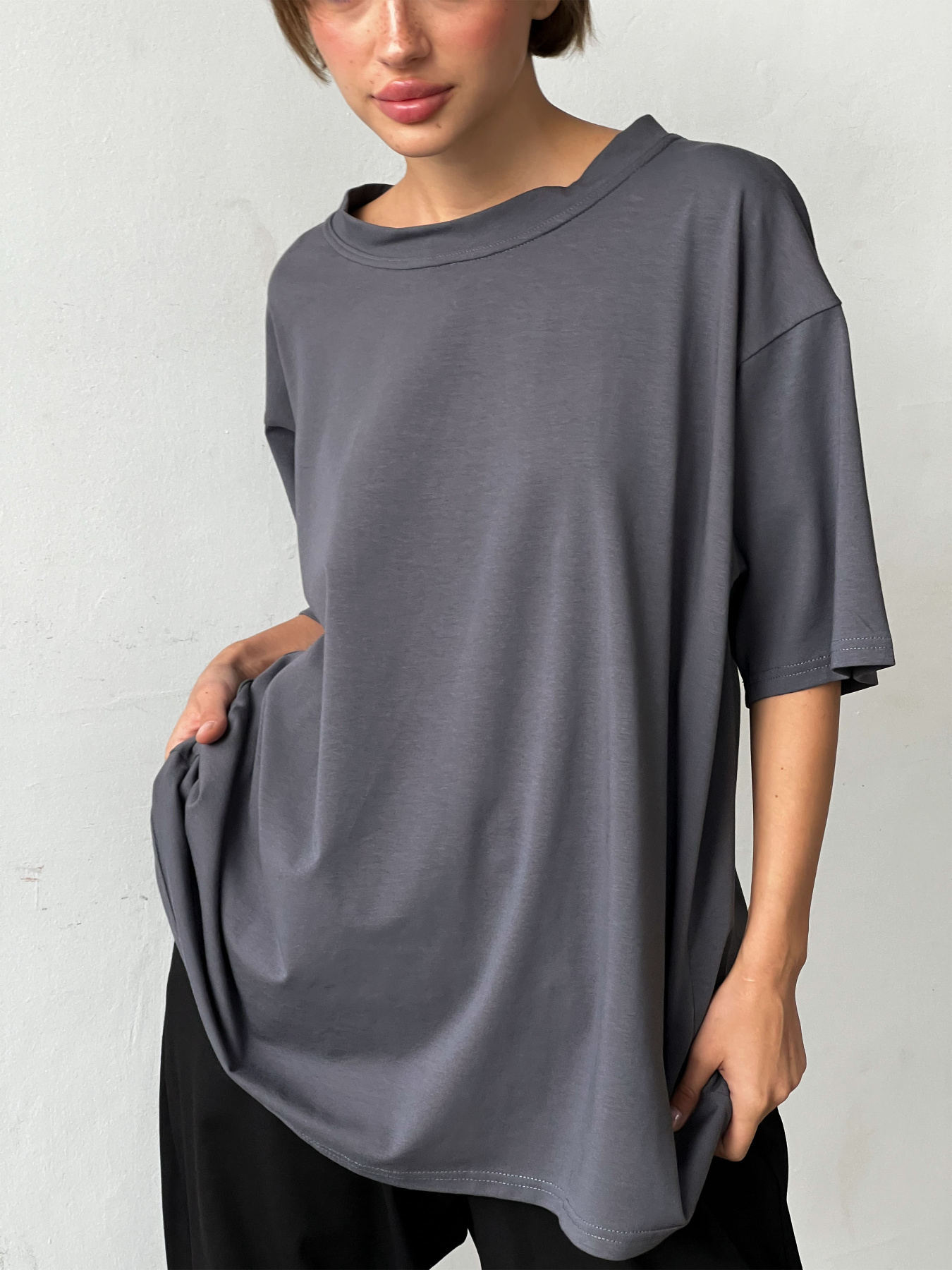 Футболка IJ модель ij-tshort-grafit Футболка IJ модель ij-tshort-grafit Фото