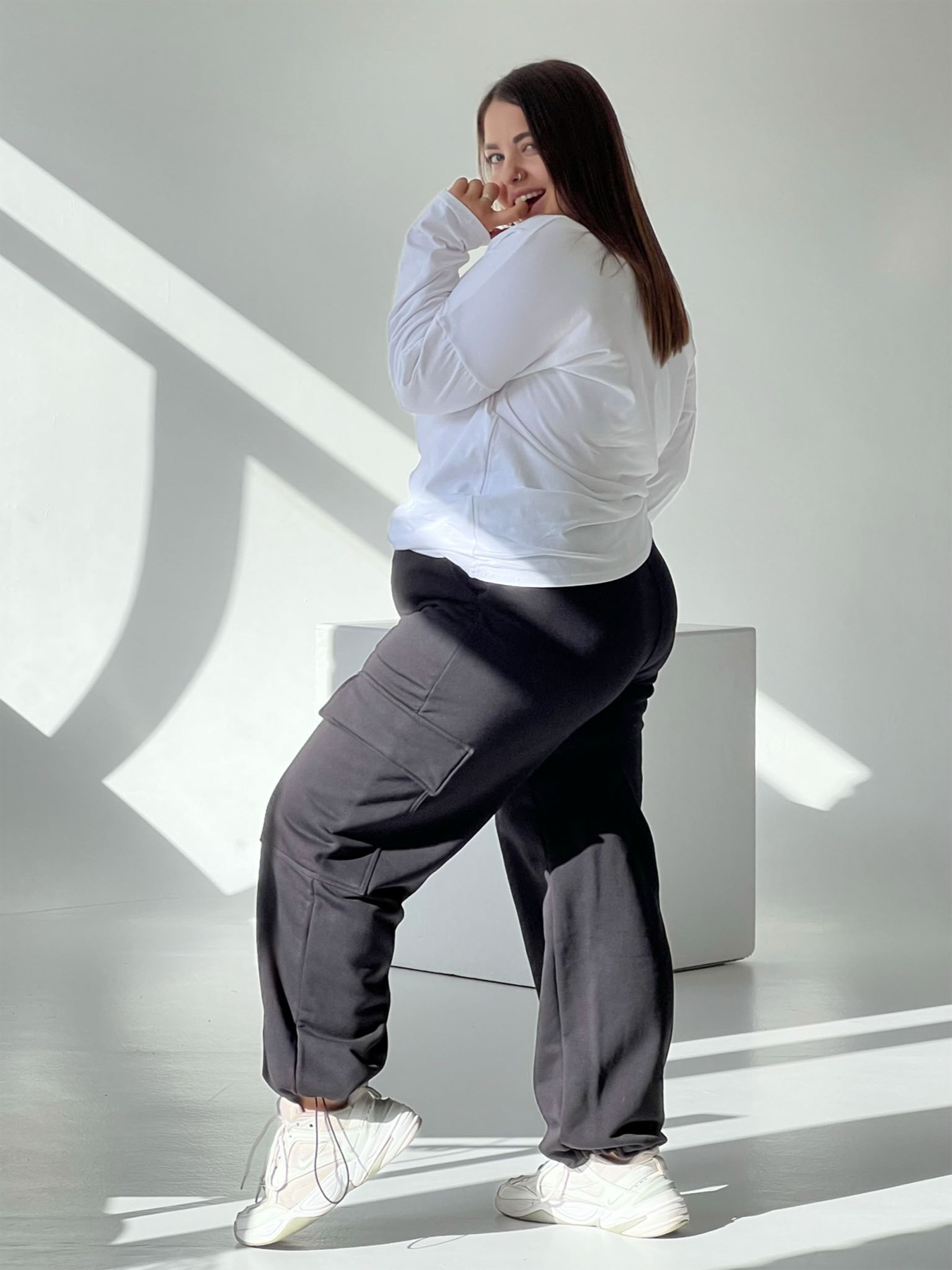 Карго IJ модель ij-cargo-petlya-black Фото