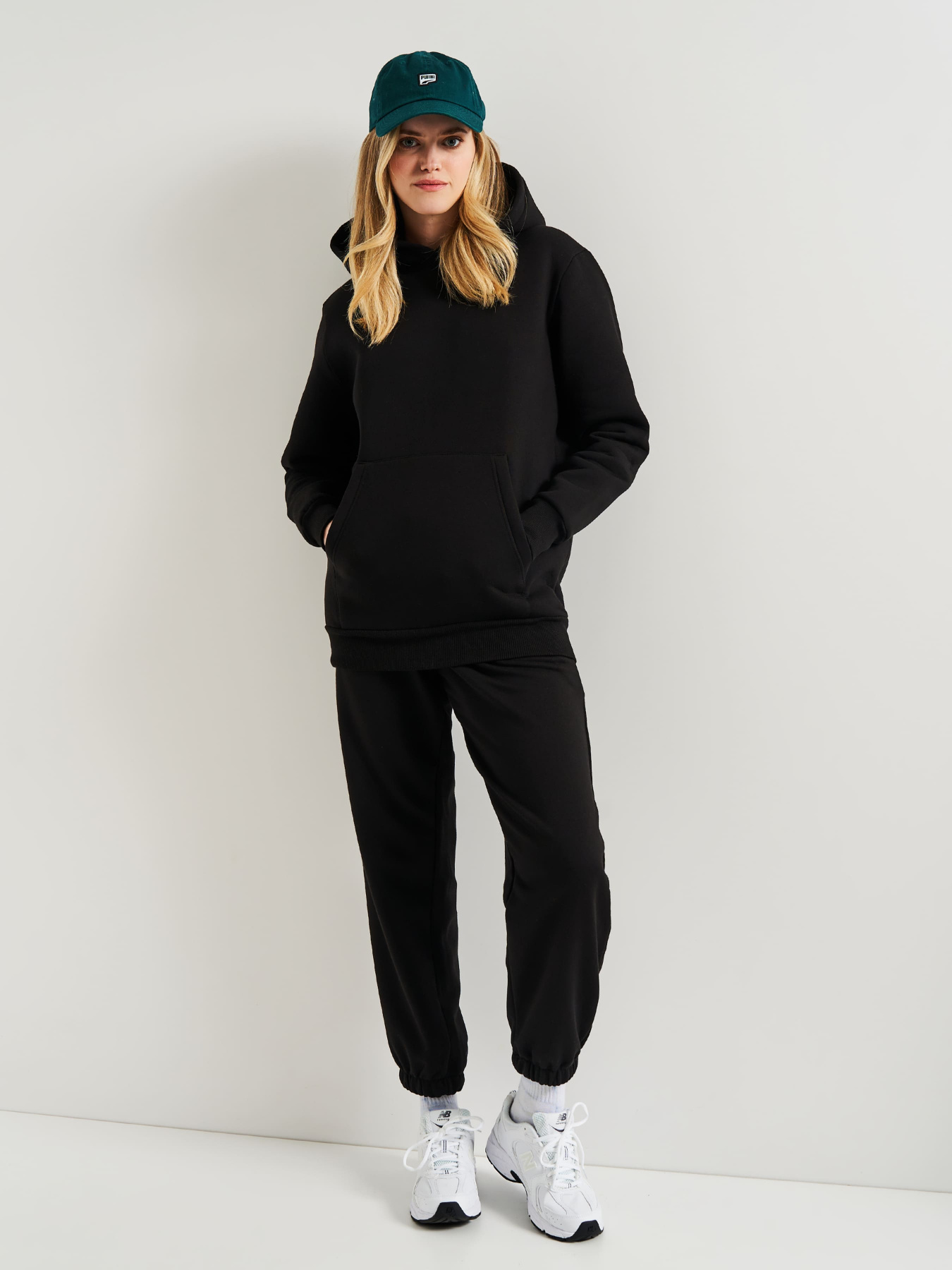 Худи Роза модель 221026_black Фото