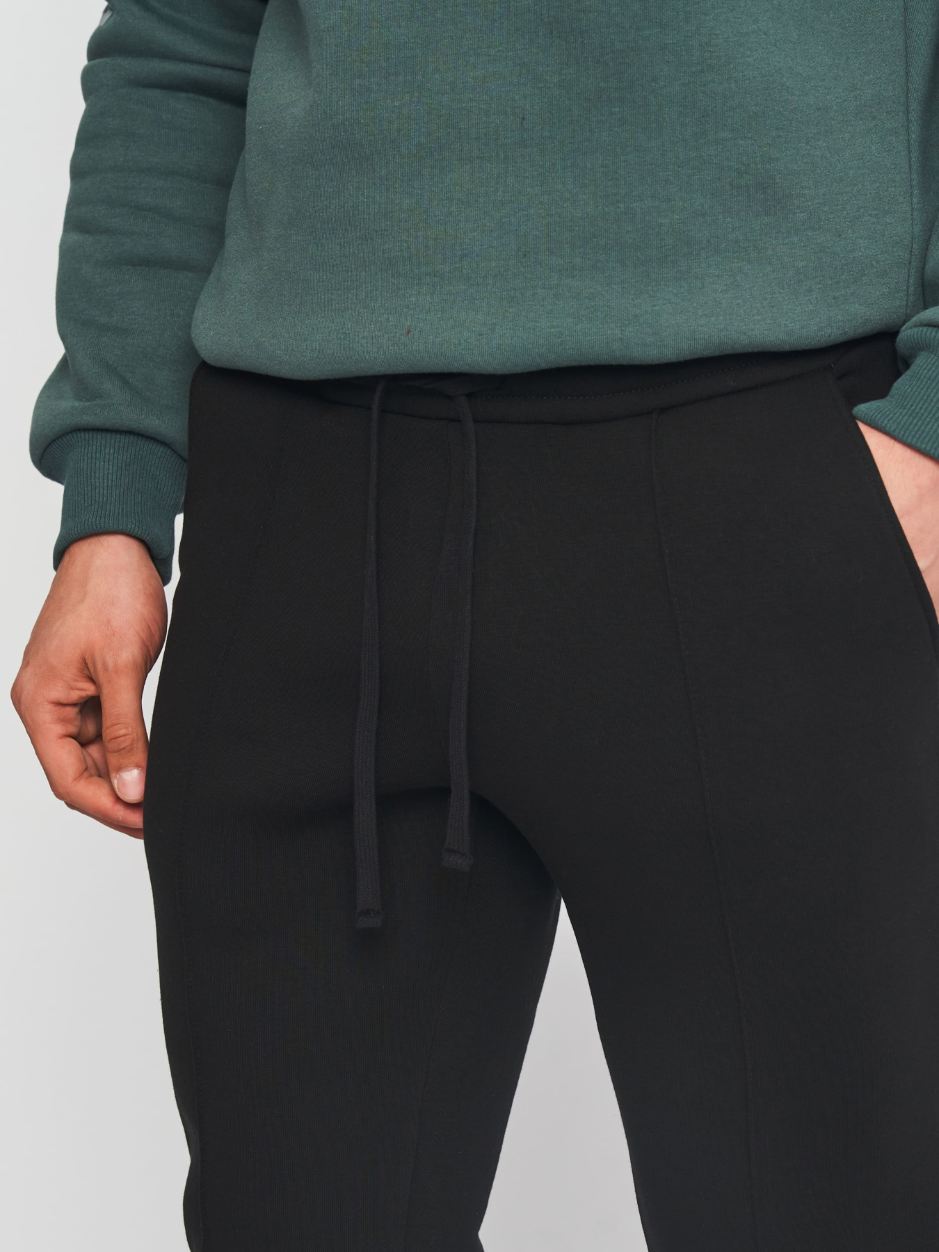 Джоггеры Роза модель 230426_black Фото