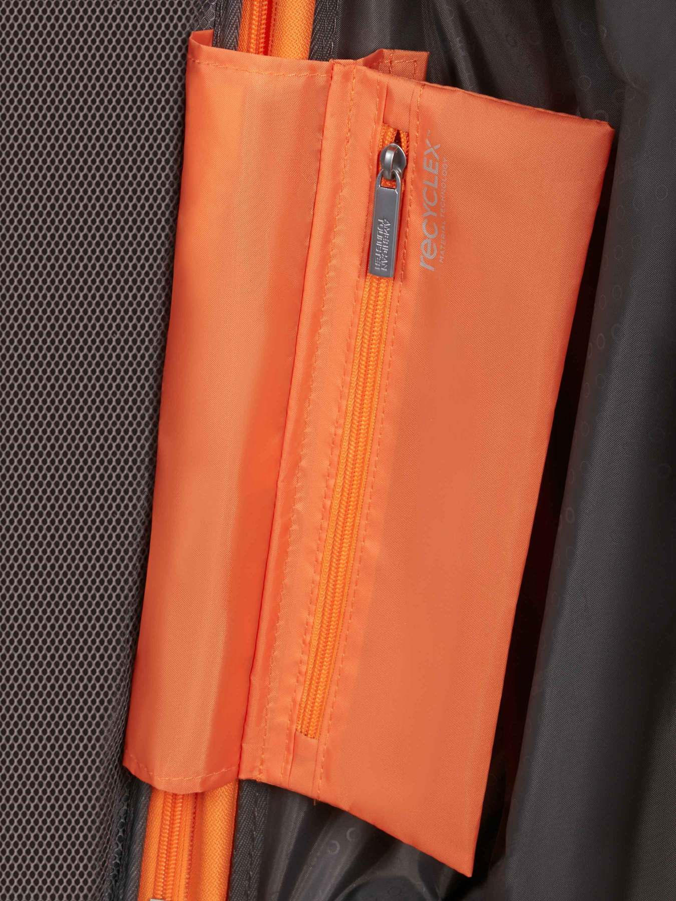 Валіза American Tourister модель MD596002 Фото