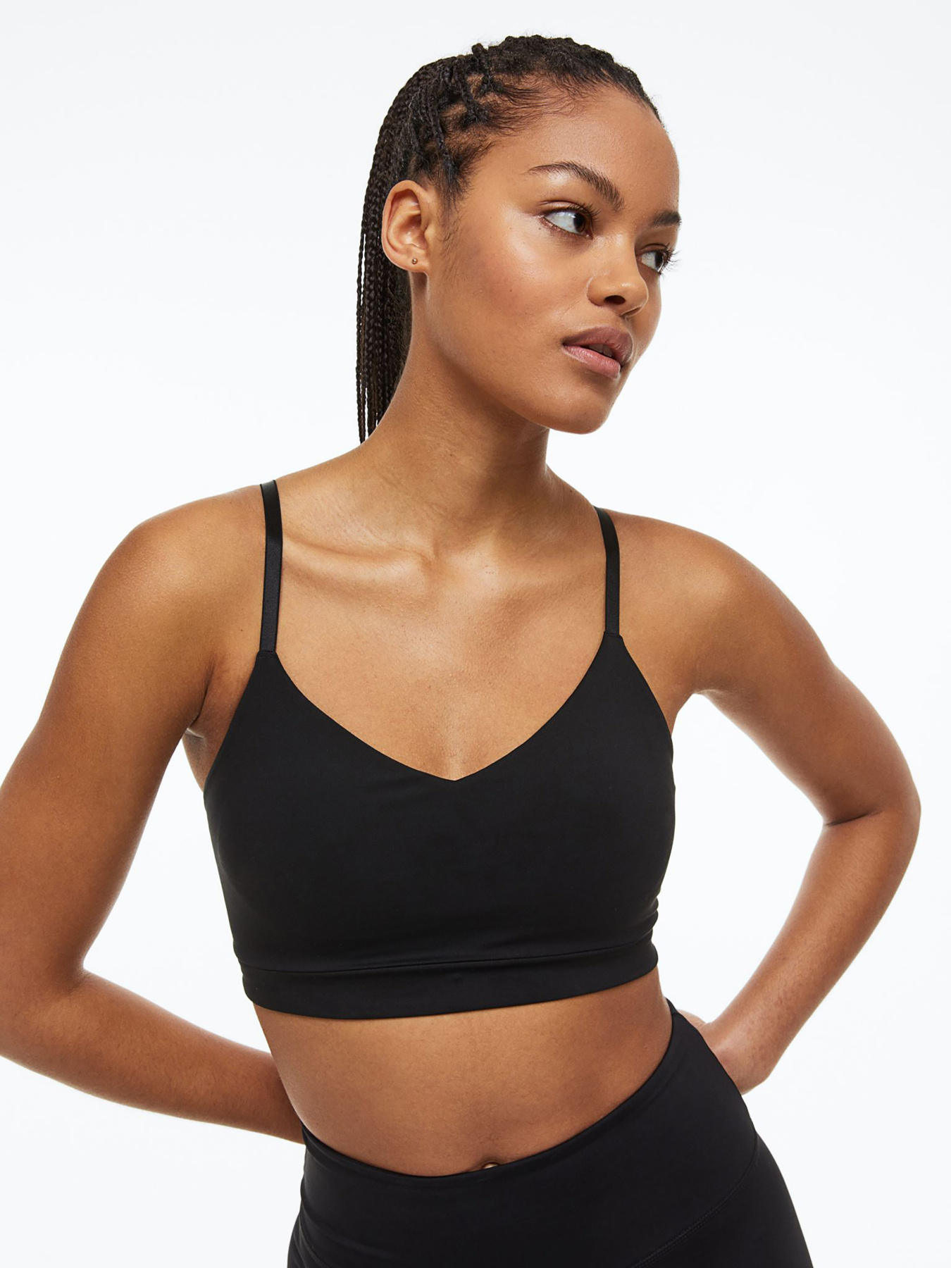 Спортивный топ H&M модель 69541 Фото