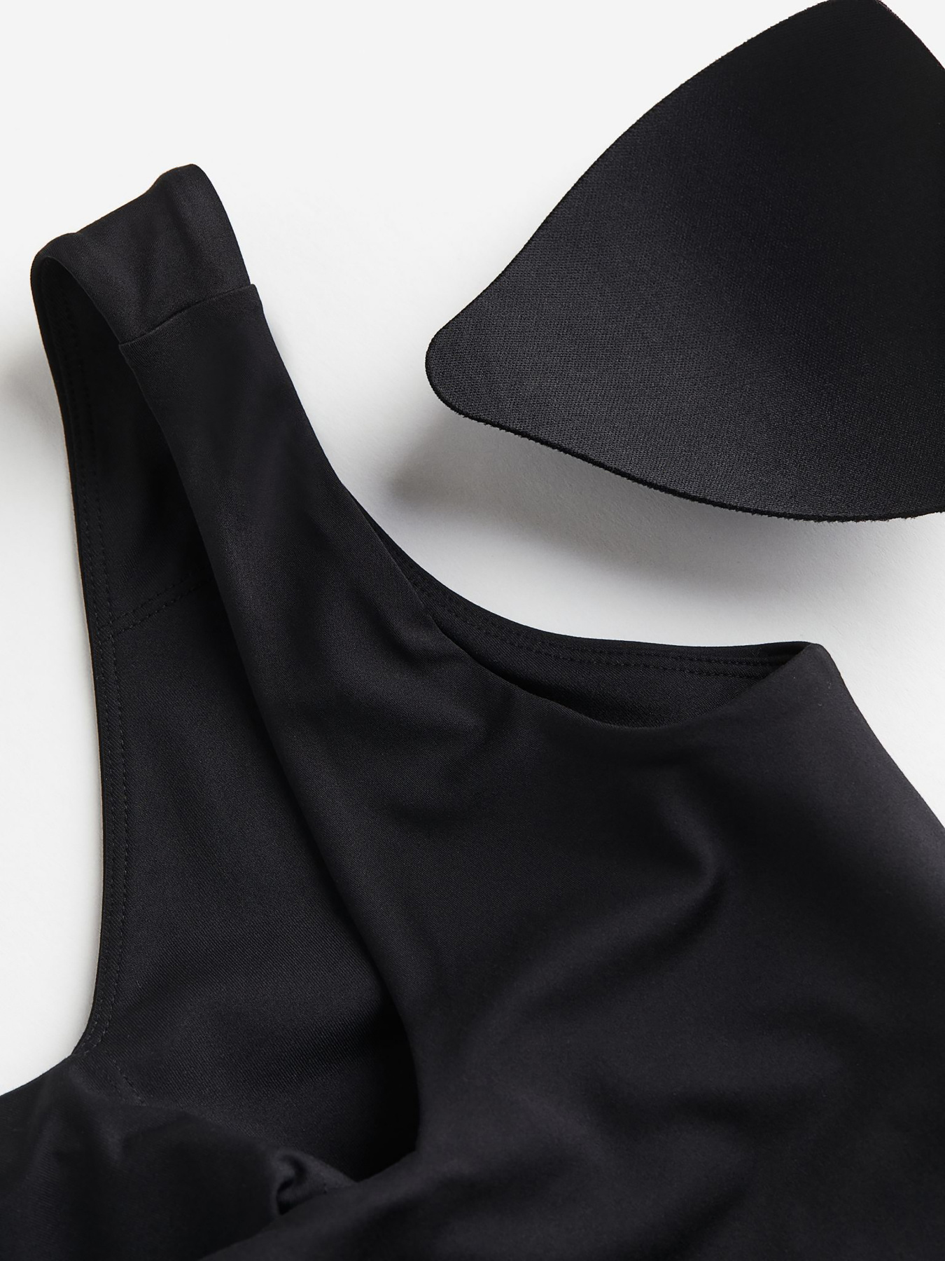 Топ спортивный H&M модель 69579 Фото