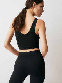 Топ спортивный H&M модель 69579 Фото