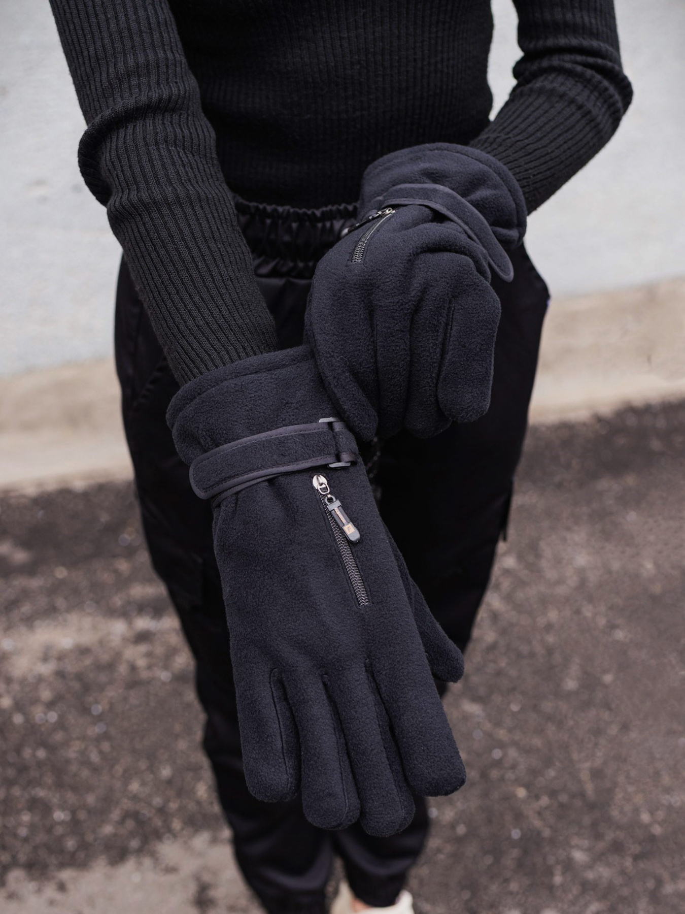 Перчатки Without модель 8049139 Фото