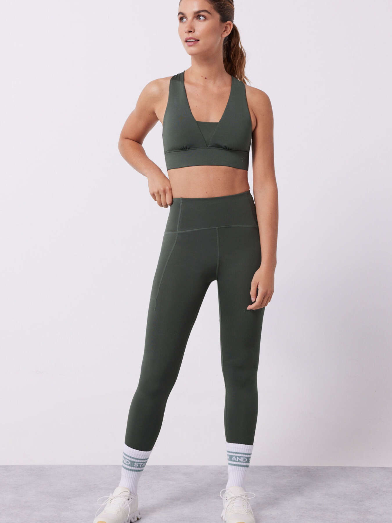 Топ спортивный Dash and Stars модель 9486120-20 Фото